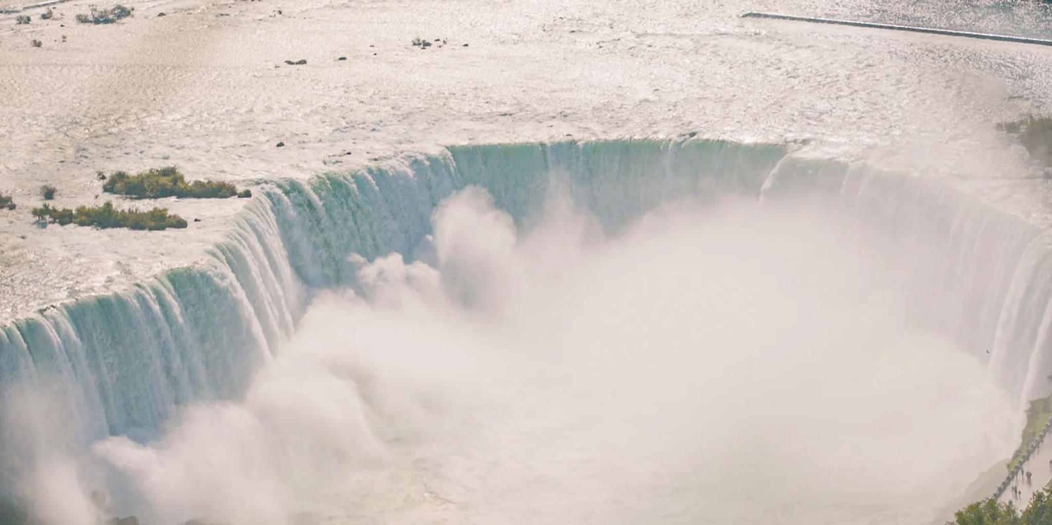 Niagara Falls Canada Tour: Behind Falls and Boat Ride - Image 5