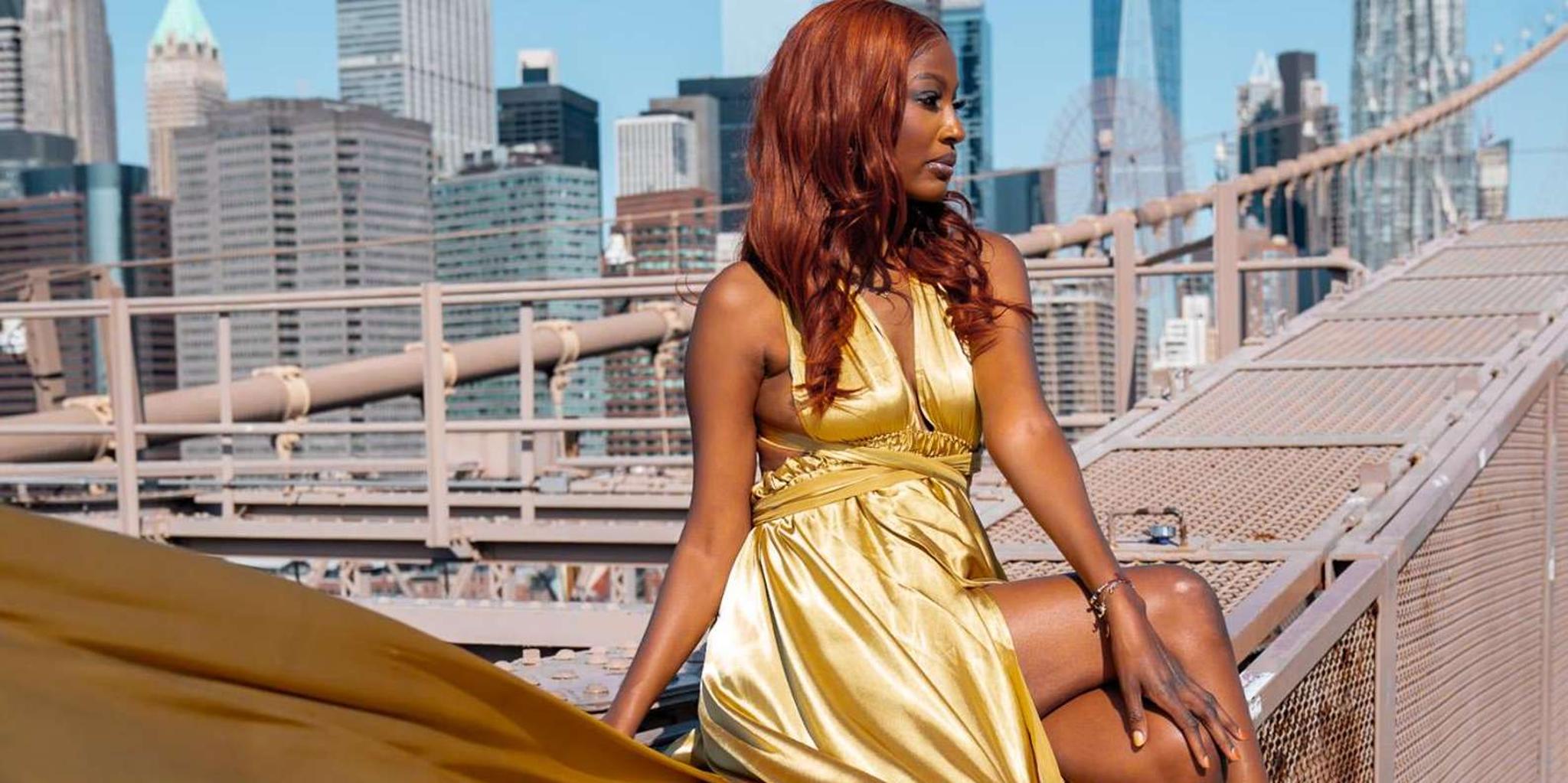 New York City Flying Dress Photo Shoot 1 hr - Image 2