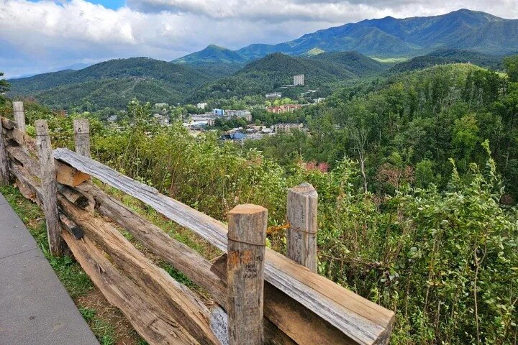 Pigeon Forge Jeep Tour Loop - Image 6