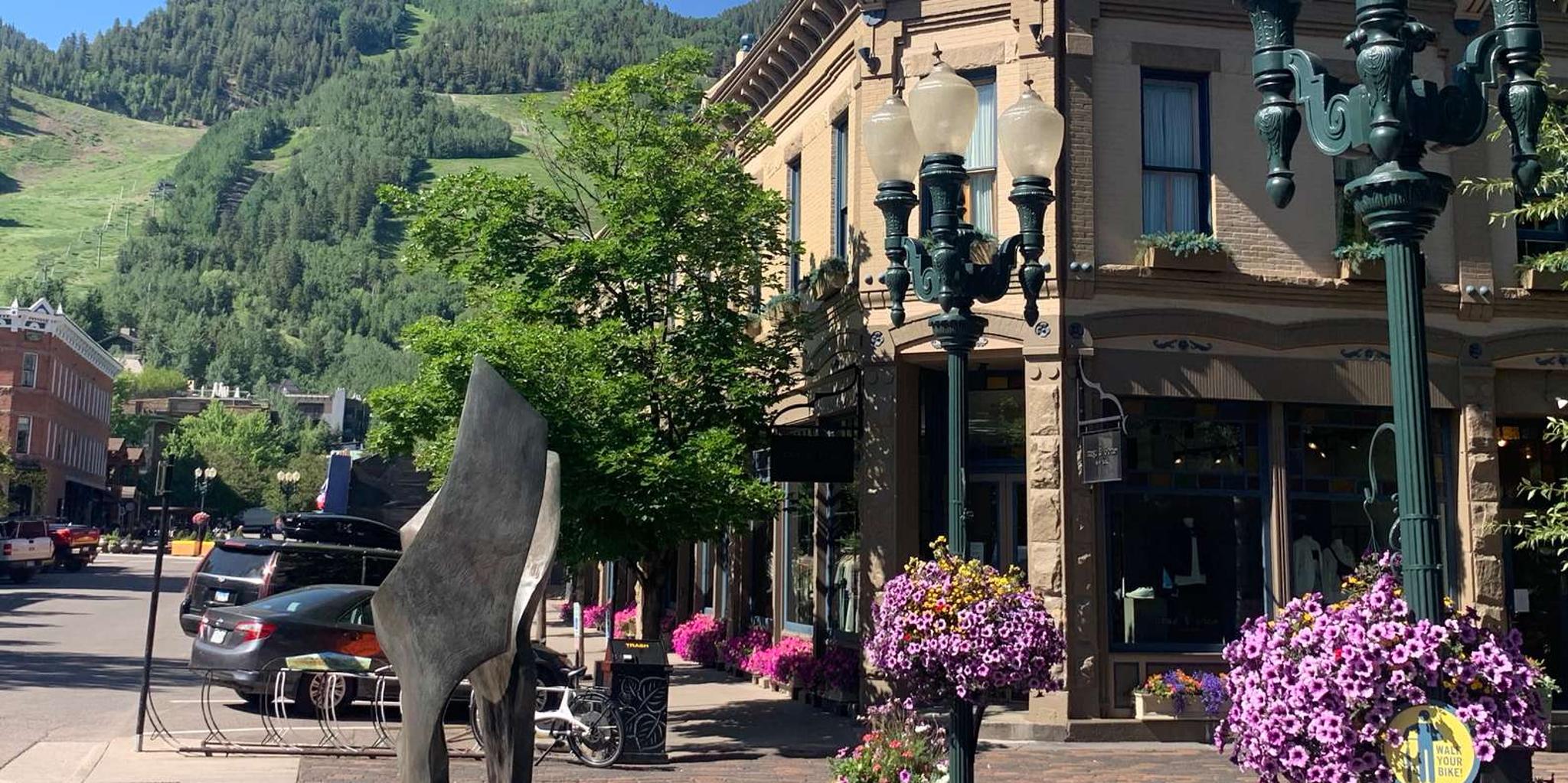 Aspen City Highlights Walking Tour