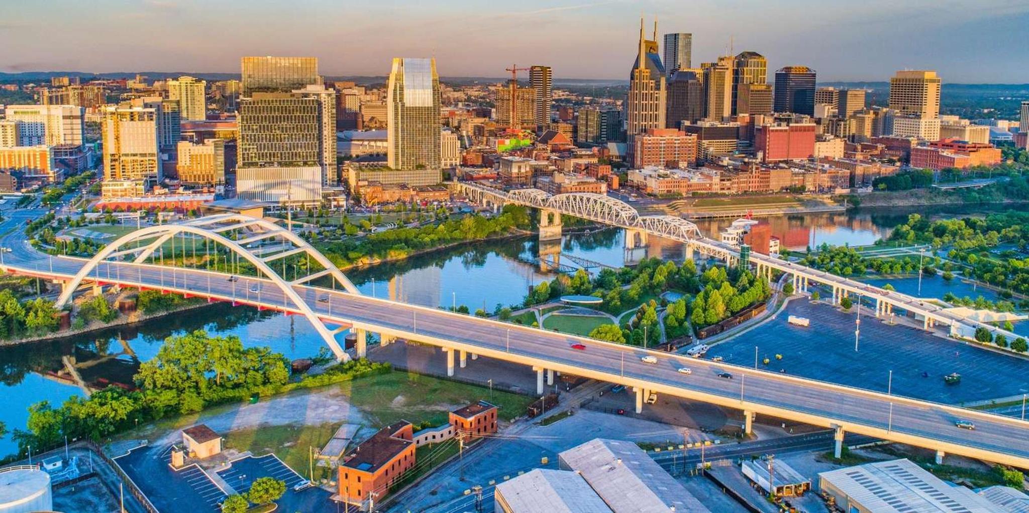 Nashville Downtown Guided Walking Tour - Image 1
