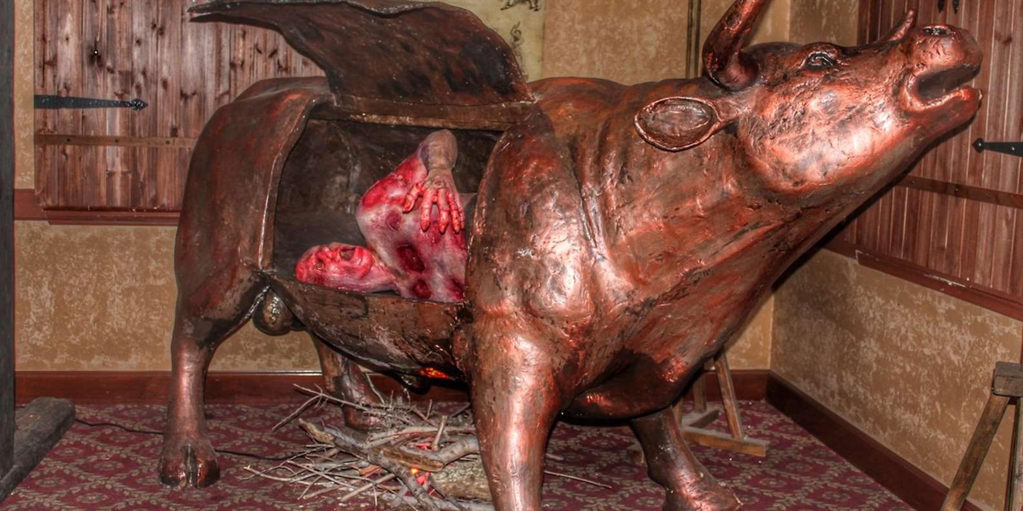 Los Angeles Medieval Torture Museum Tour with Ghost Hunting - Image 3