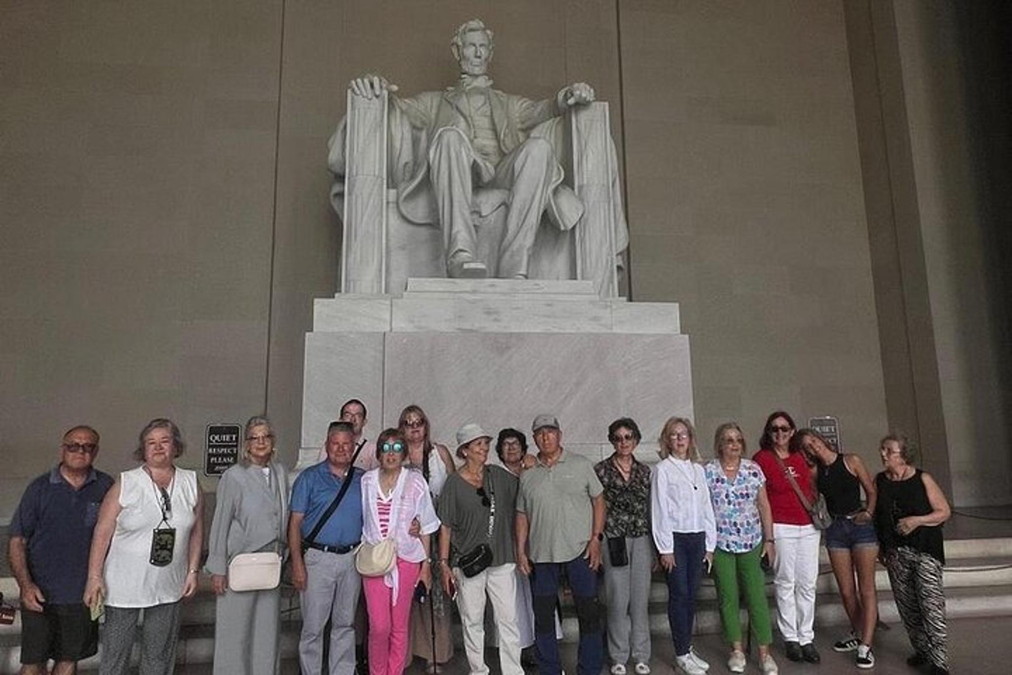 Washington DC Guided Tour with Changing of the Guard - Image 5