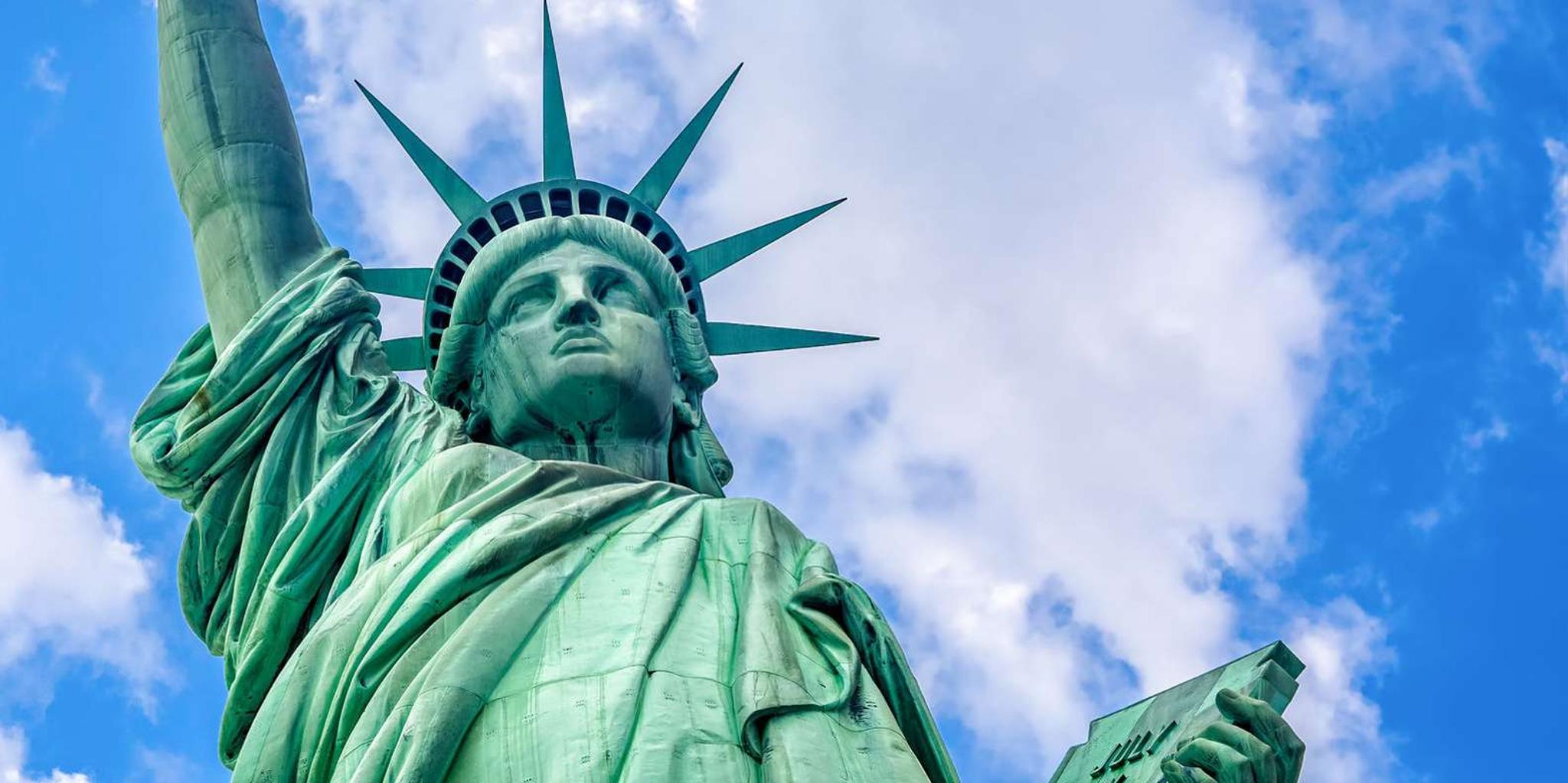 New York City Statue of Liberty and Ellis Island Tour