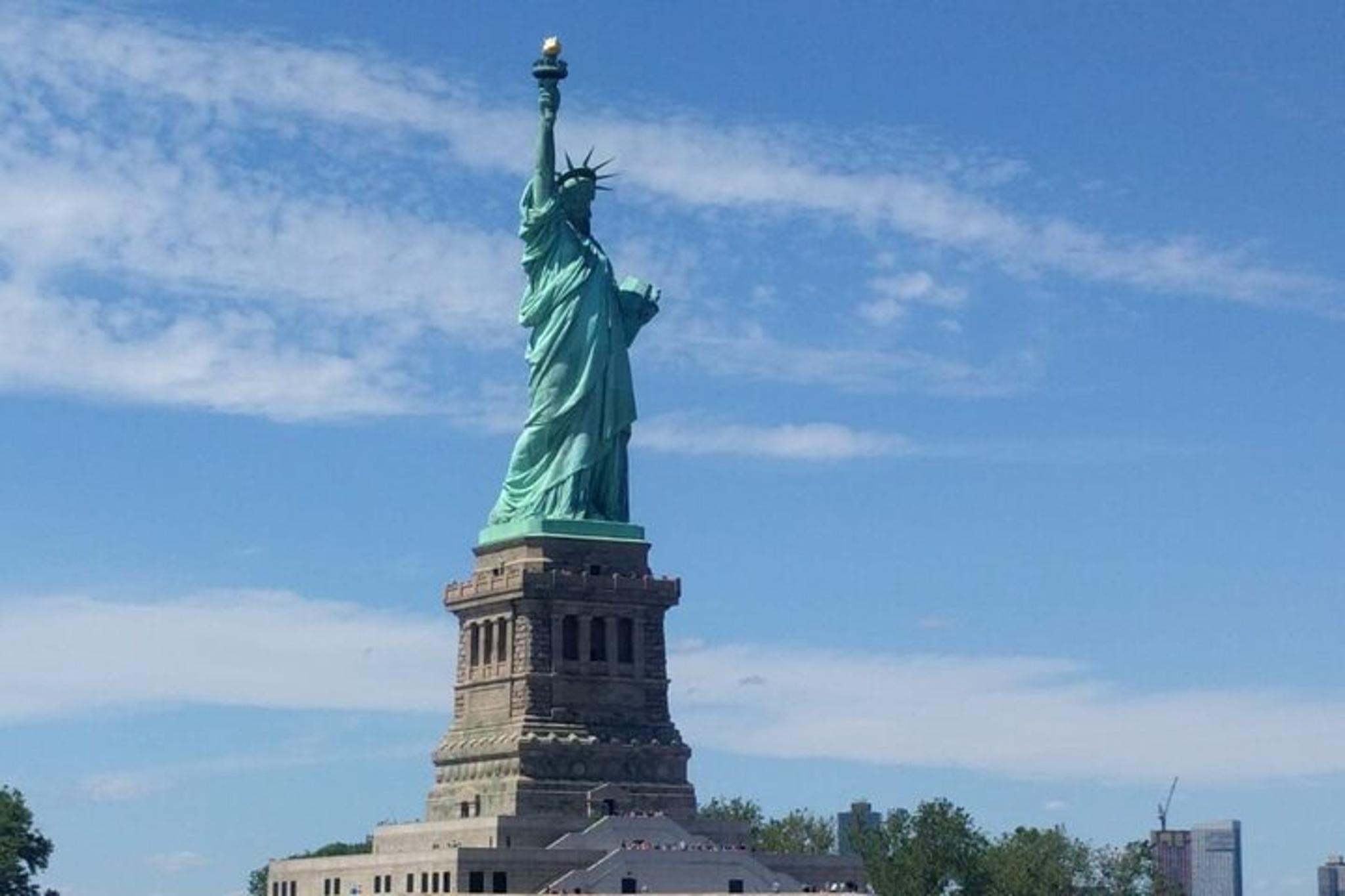 New York City Sailboat Tour to the Statue of Liberty - Image 4
