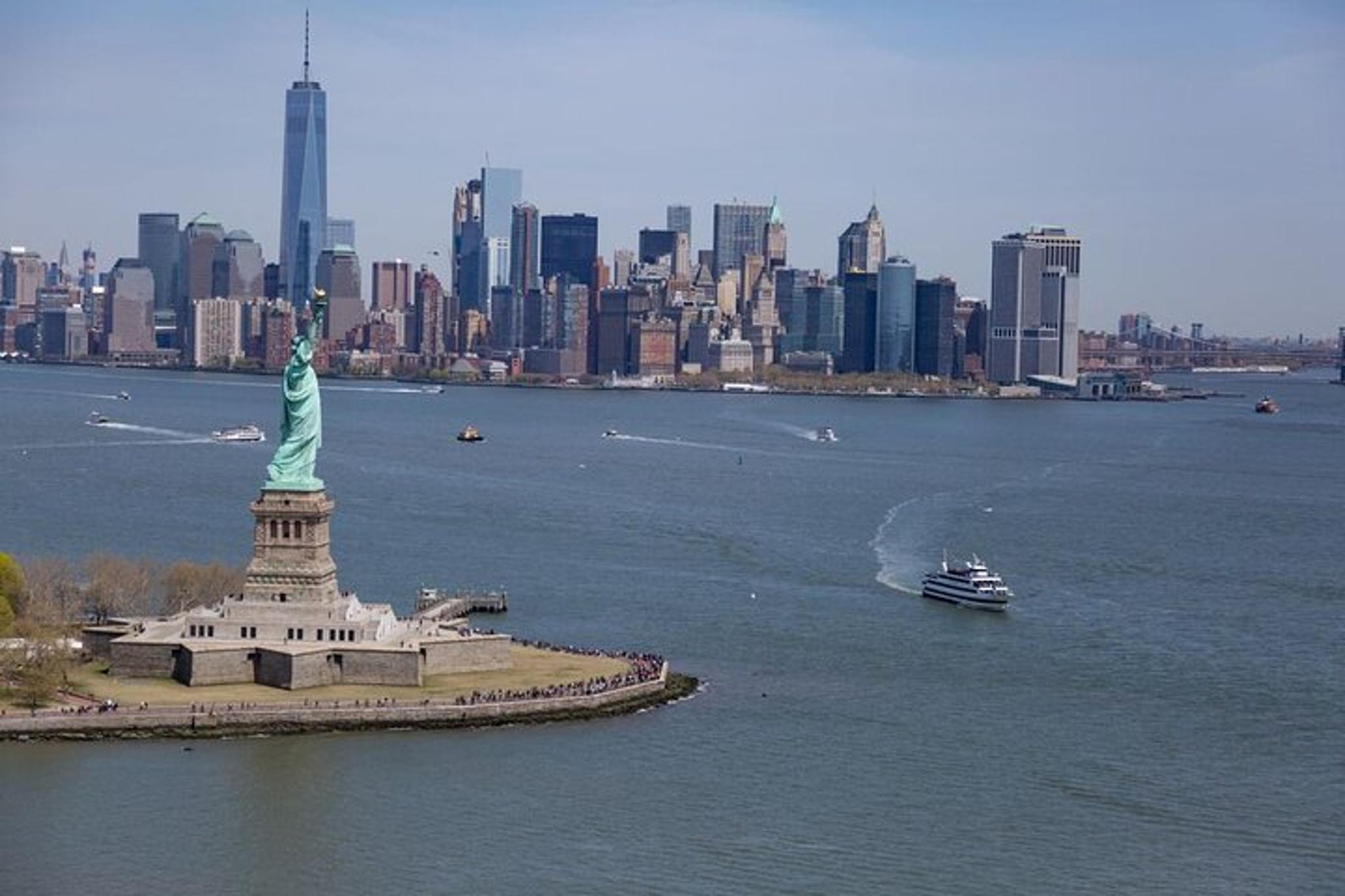 New York Brunch Cruise from Pier 15 - Image 2