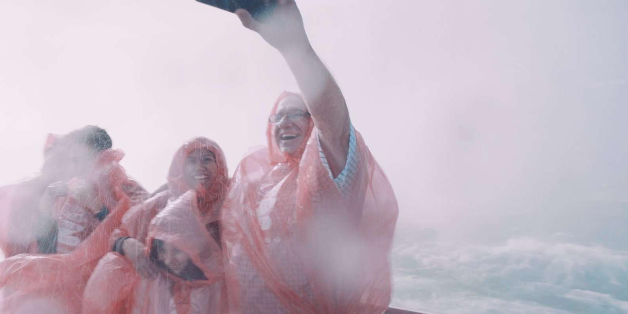 Niagara Falls Canada Tour: Behind Falls and Boat Ride - Image 3