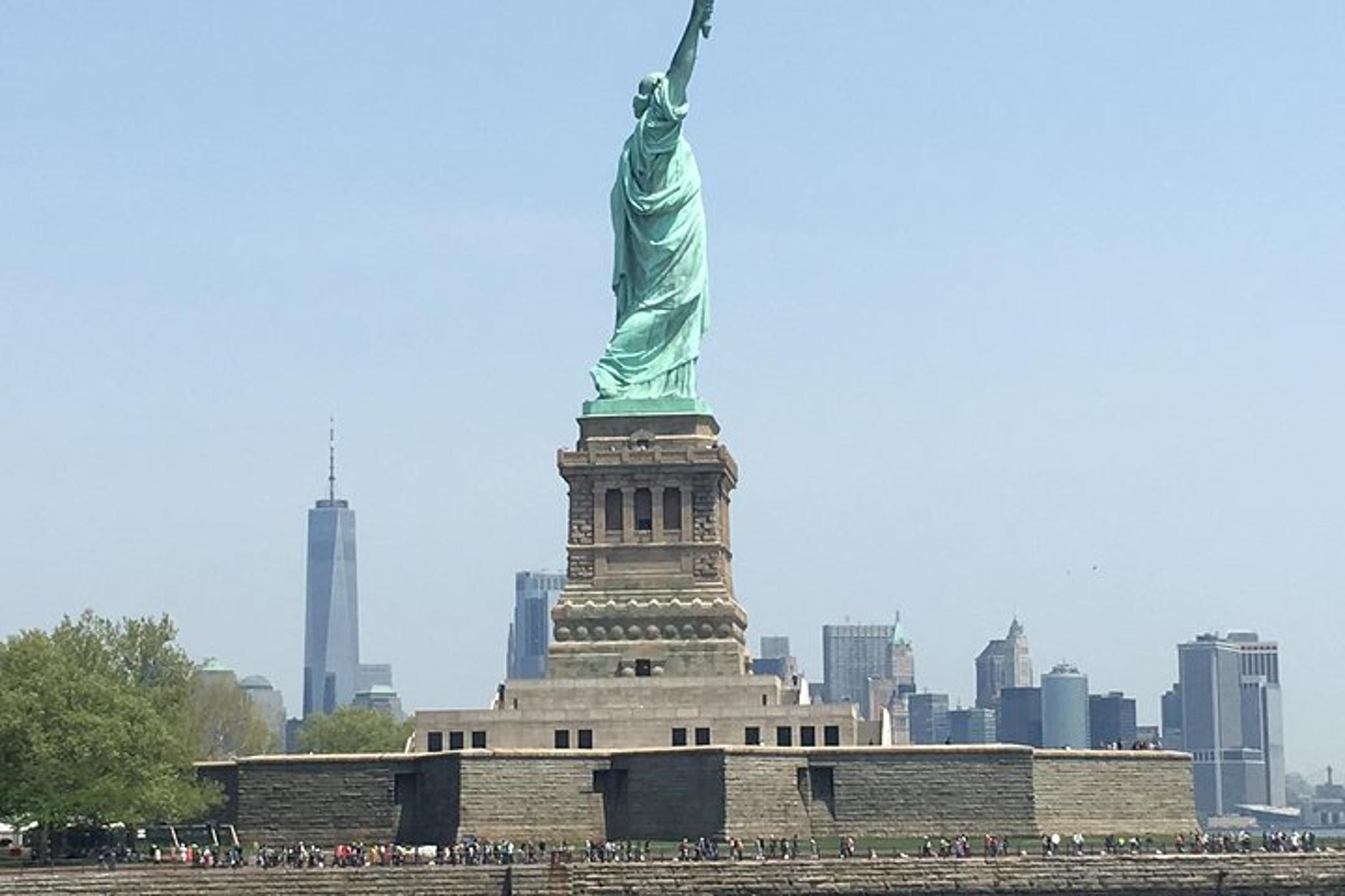 New York Statue of Liberty and Ellis Island Cruise
