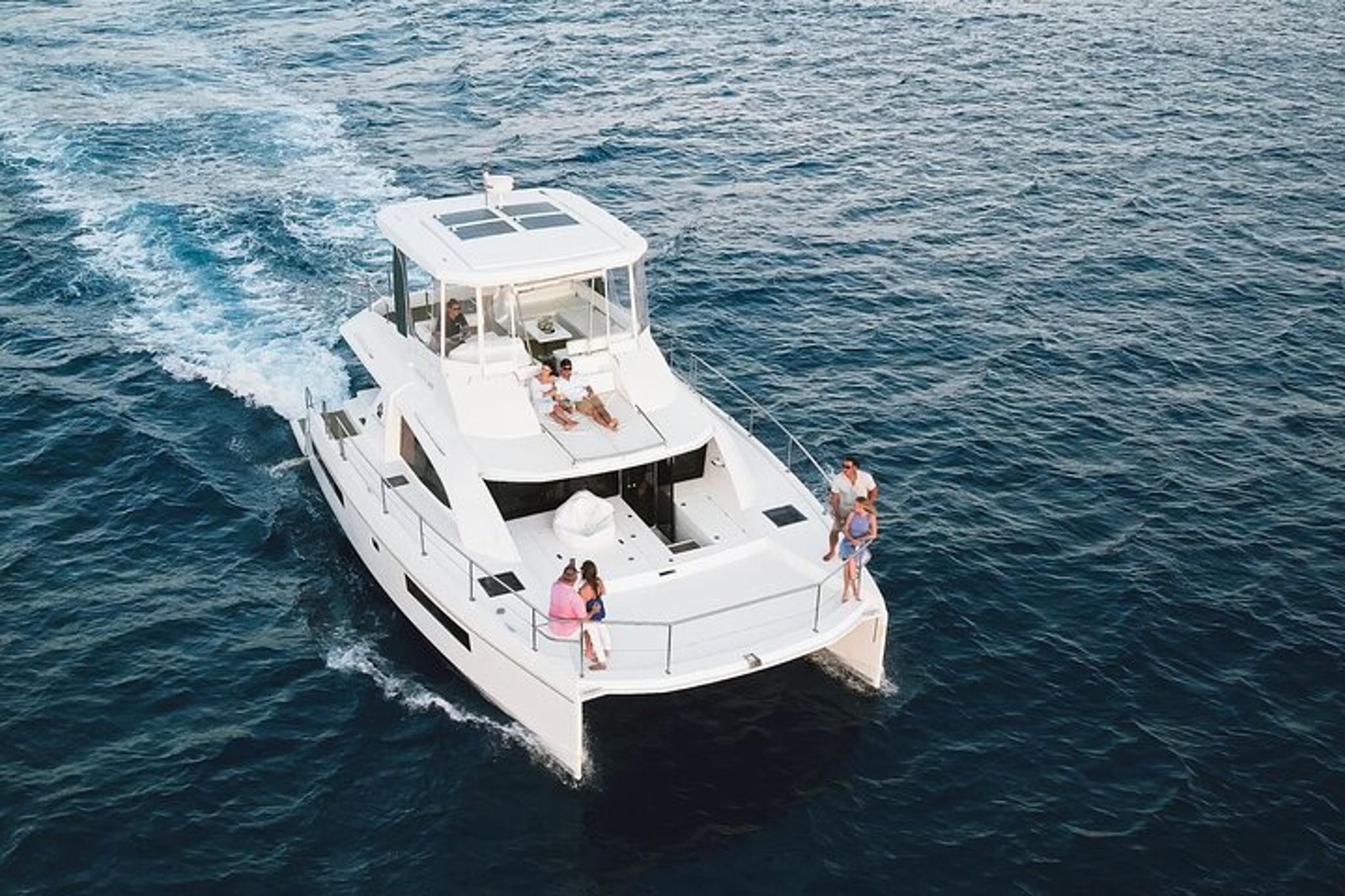 Waikiki Snorkel Retreat for Couples 2 hr - Image 4