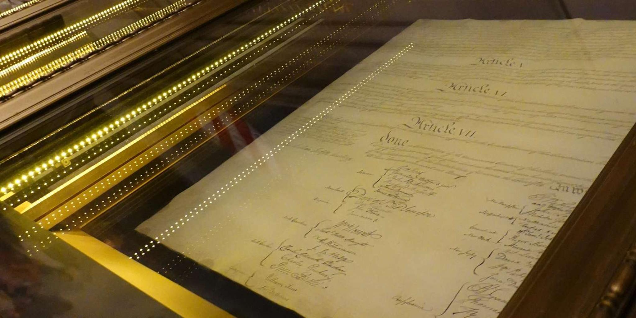 Washington DC National Archives Skip-the-Line Tour - Image 5