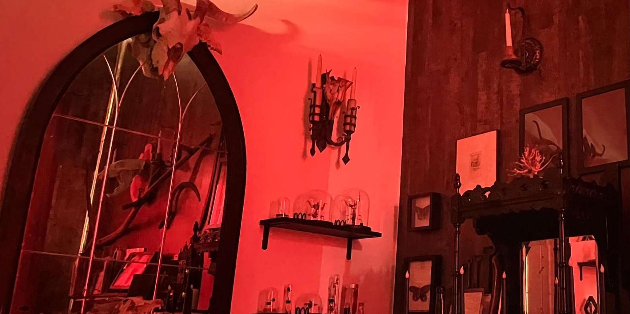 Brooklyn Bombo's Spooky Room Guided Tour