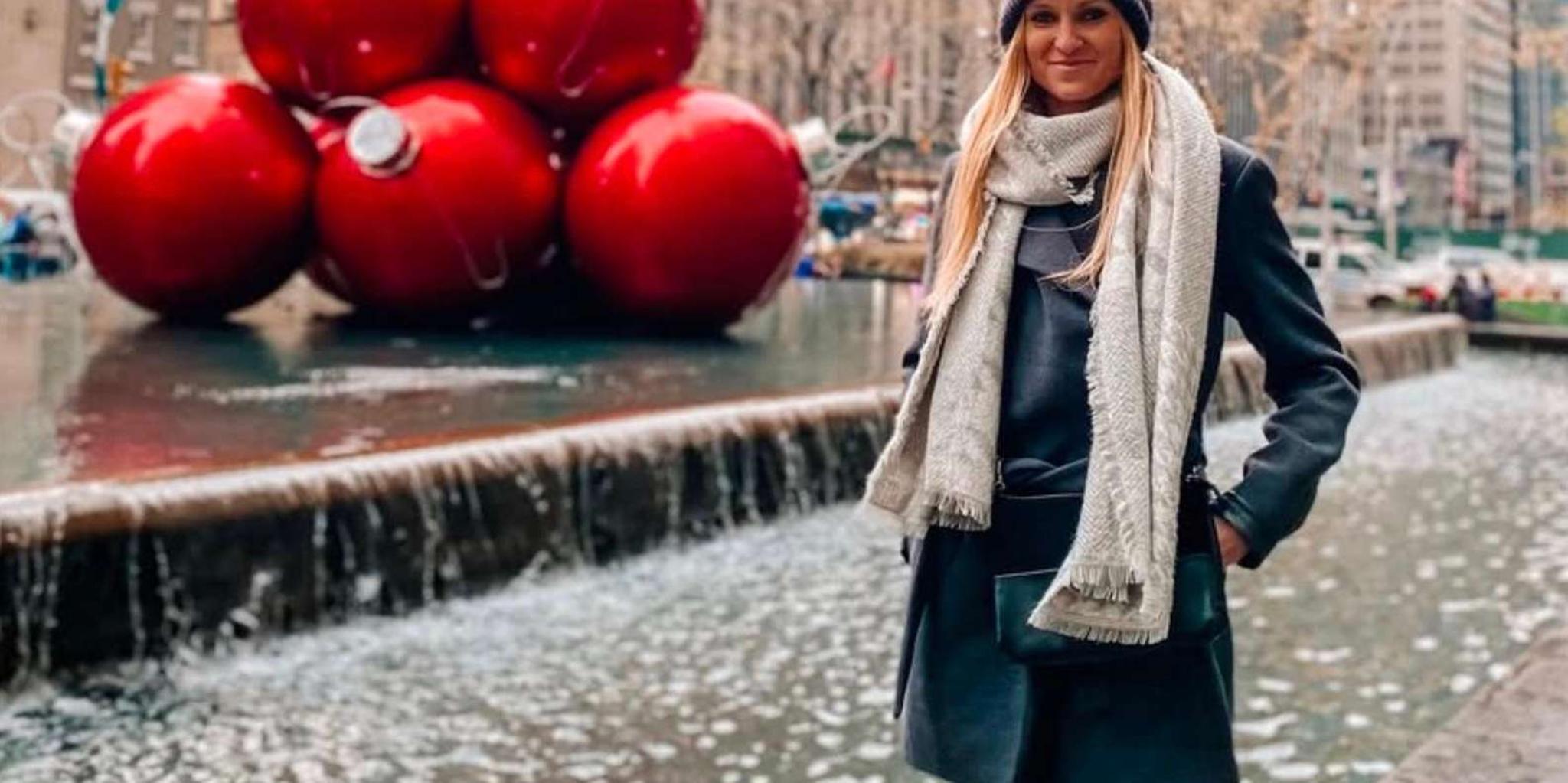 New York City Christmas Walking Tour with Dessert - Image 5