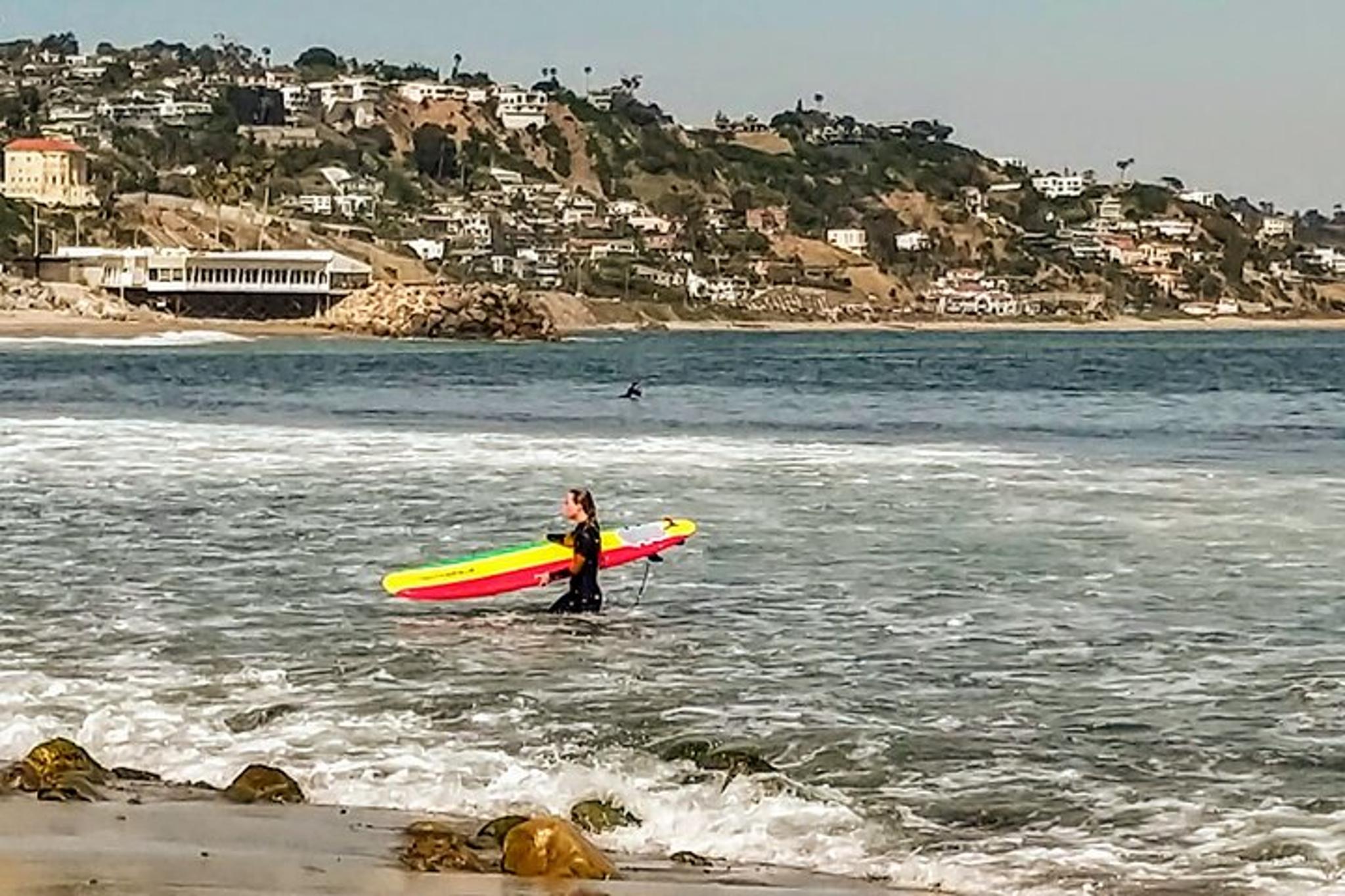 California Beach Towns and Celebrity Homes Tour - Image 4