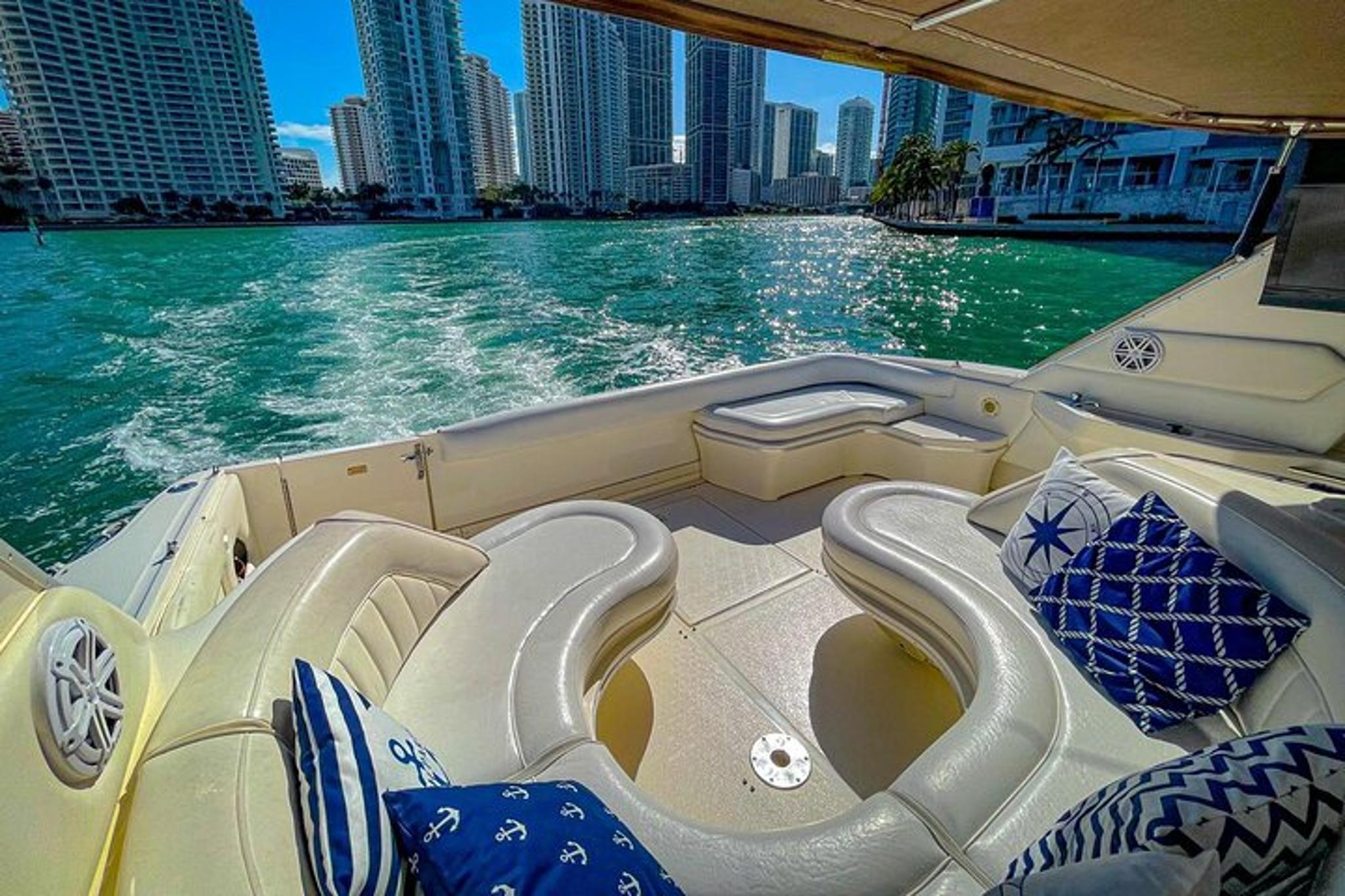 Miami Yacht Rental with Captain 4 hr - Image 5