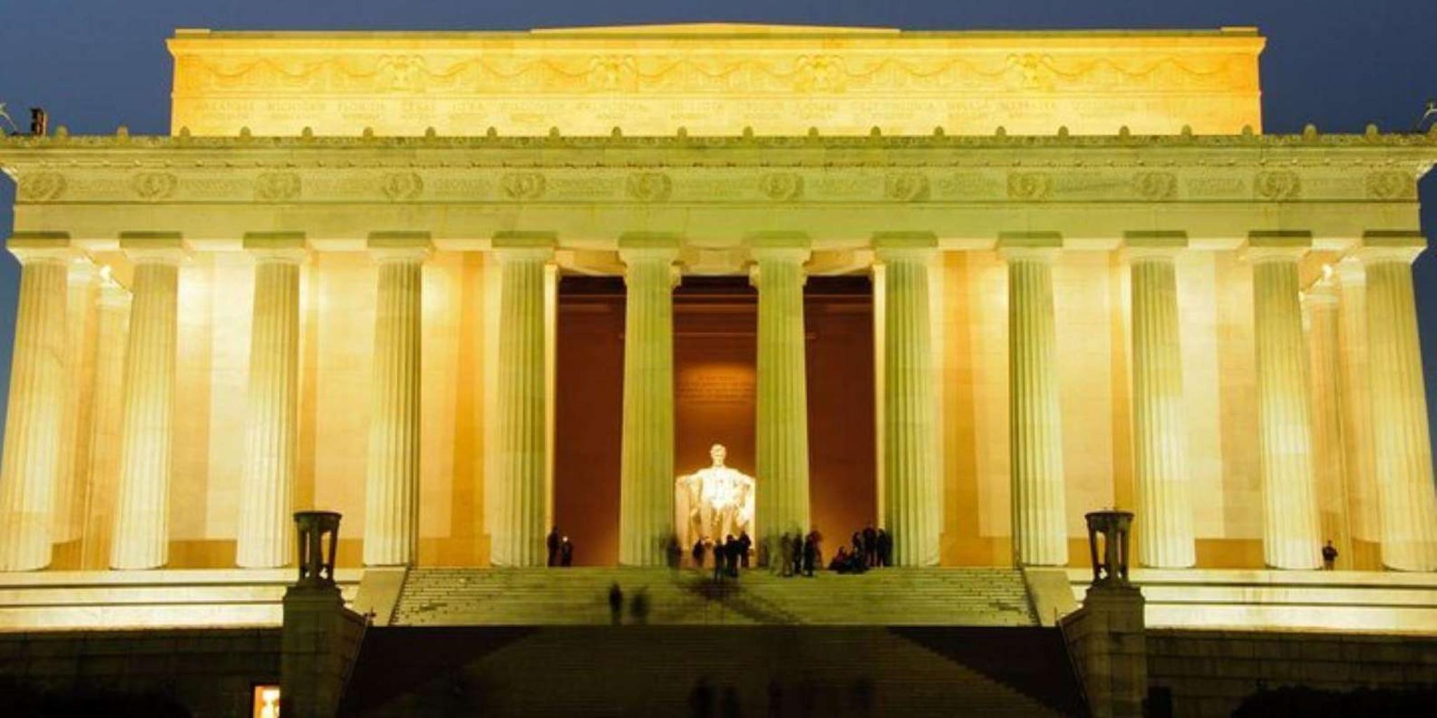 Washington DC Night-Time Sightseeing Tour - Image 2