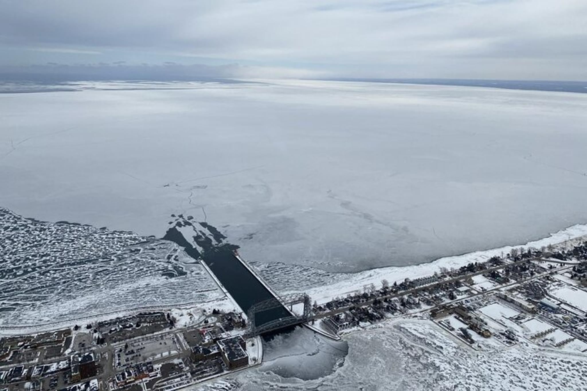Duluth Aerial Helicopter Tour - Image 4