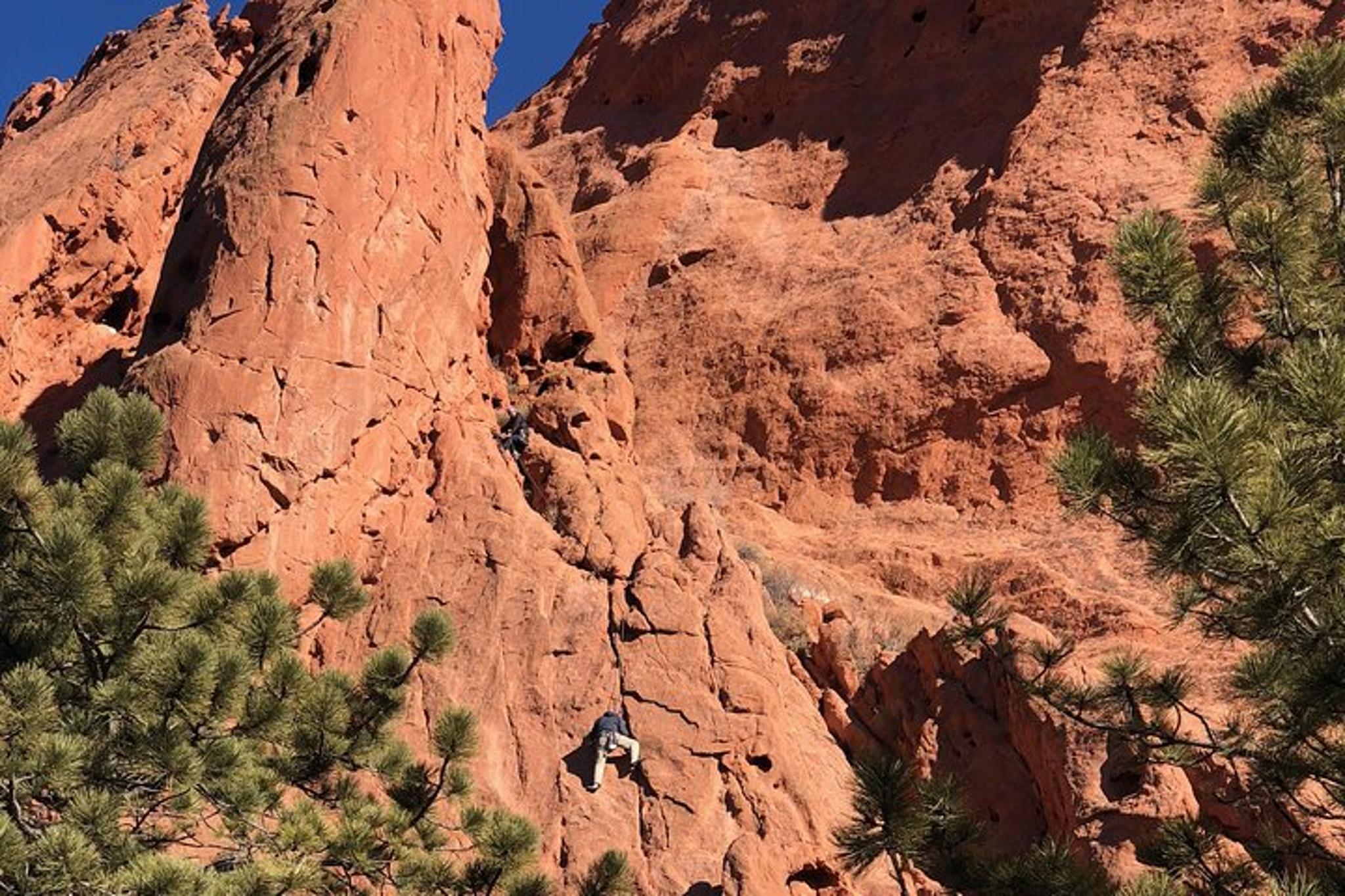 Colorado Springs Tour: Garden of the Gods and Pikes Peak - Image 4