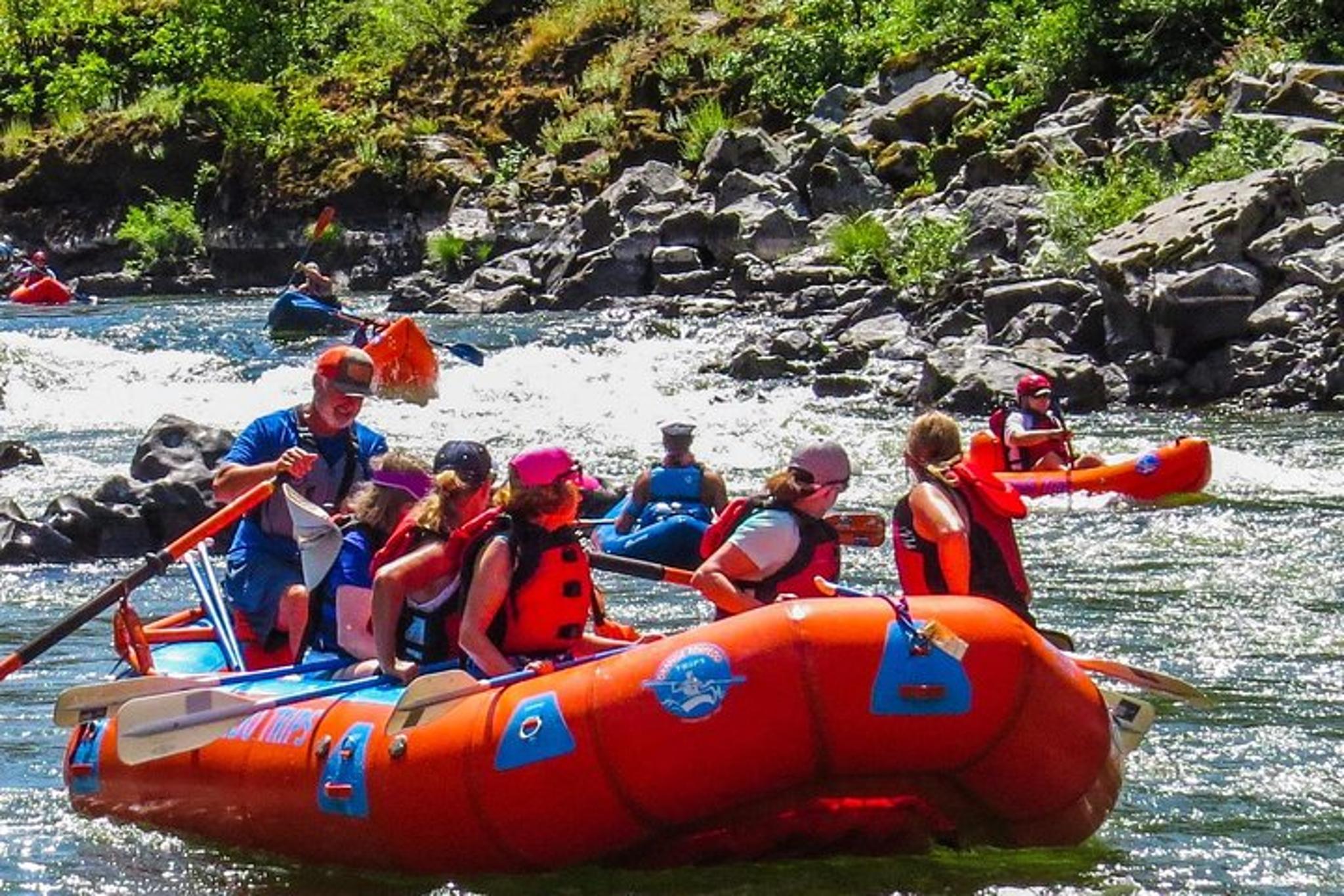 Rogue River Hellgate Canyon Rafting Half-Day Trip - Image 5