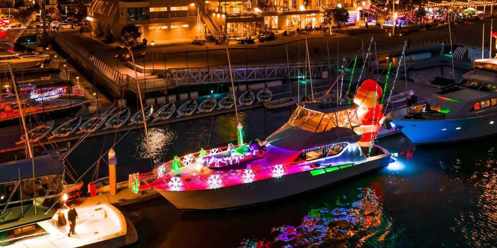 Newport Beach Harbor Holiday Lights Cruise - Image 3