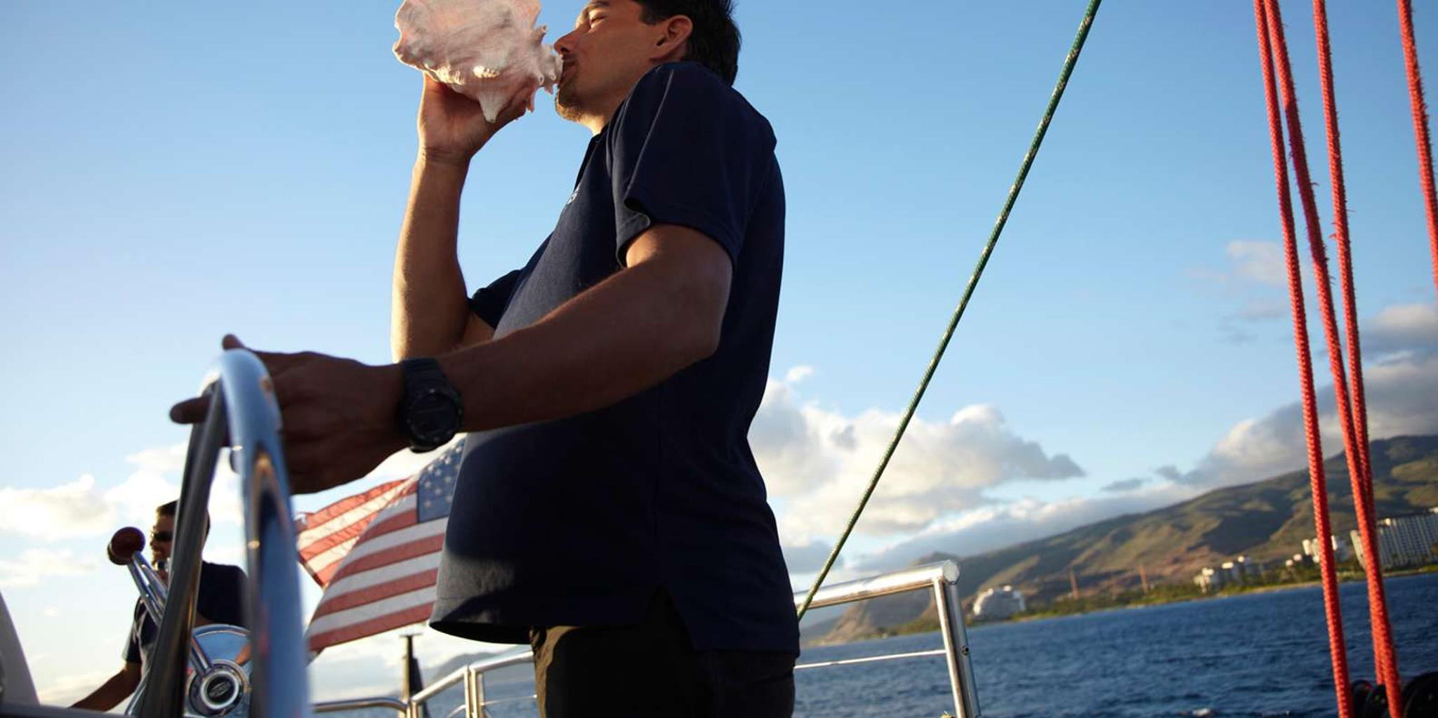 Kona Catamaran Snorkel and Sail with Lunch - Image 6