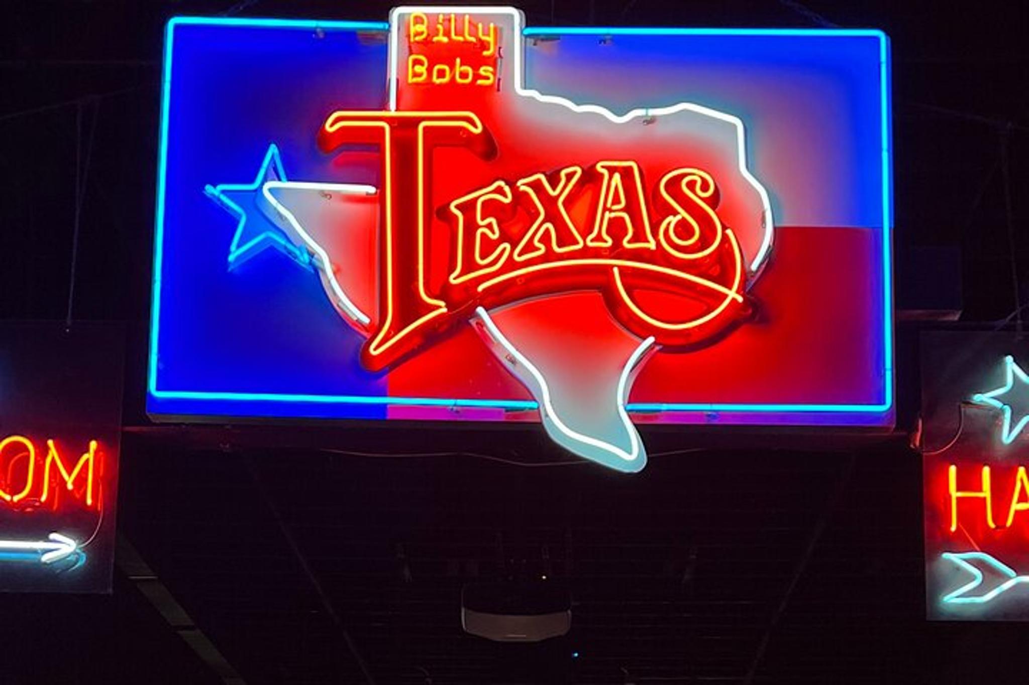 Fort Worth Day Tour with Billy Bob's & John Wayne - Image 4