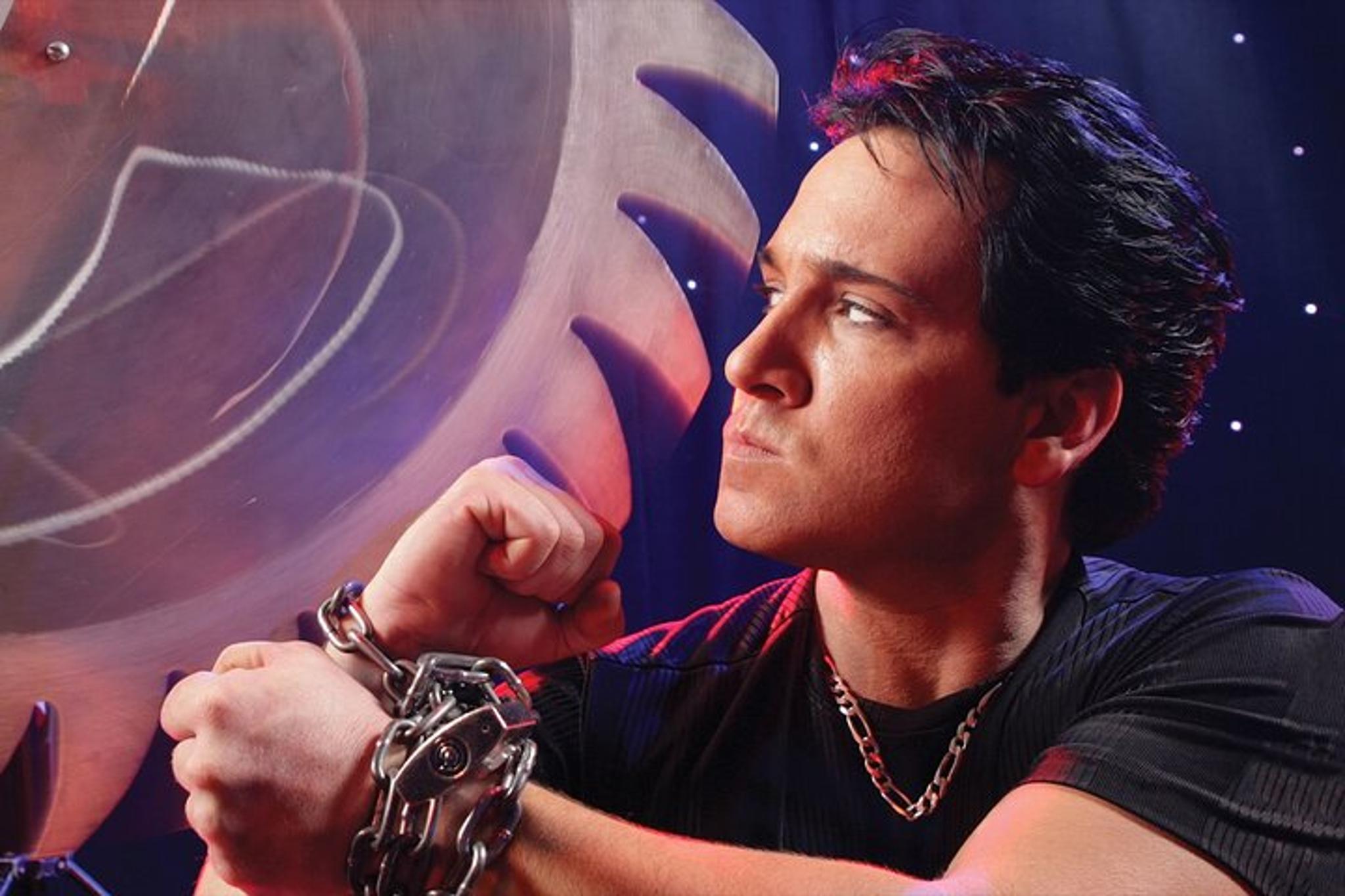 Pigeon Forge Magic Show with Terry Evanswood - Image 3