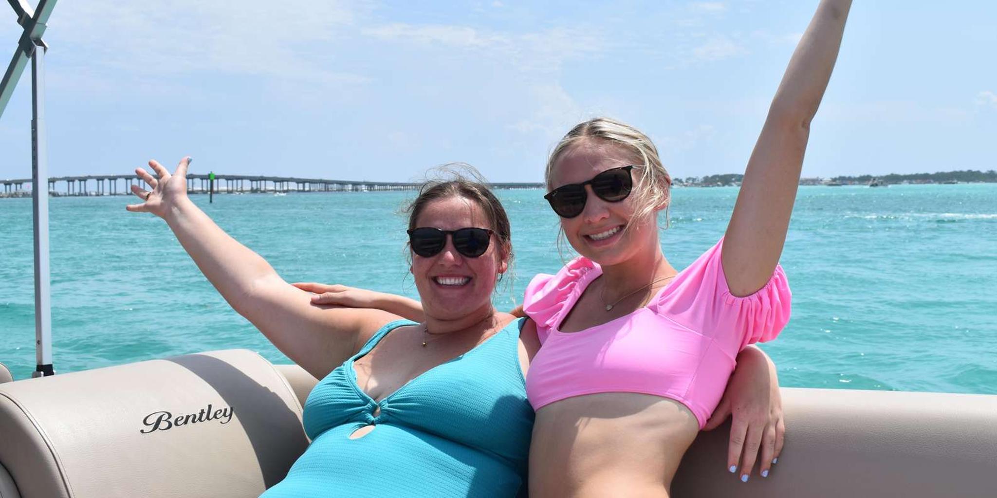 Fort Walton Pontoon Boat Rental to Crab Island - Image 3