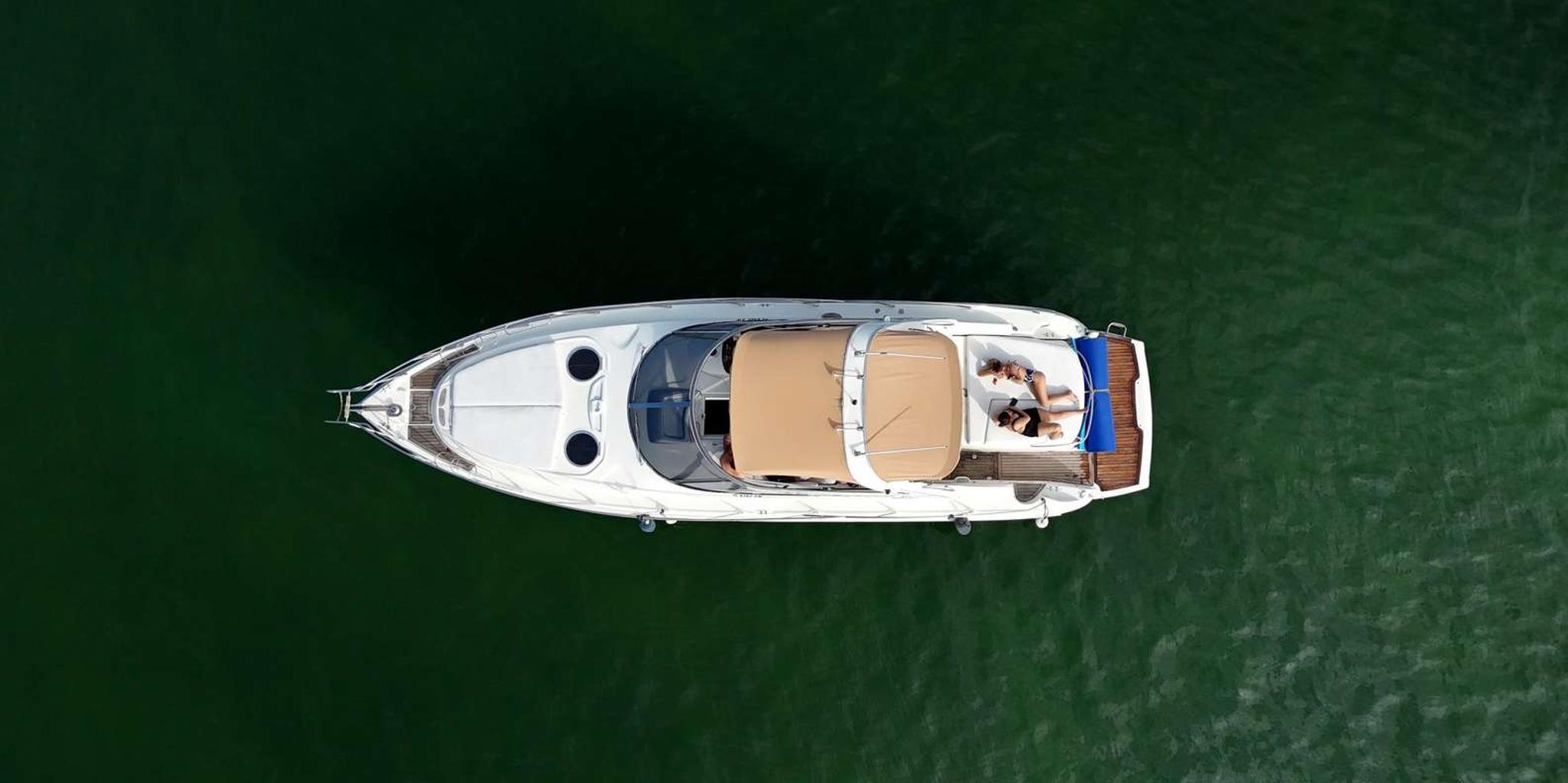 Miami Yacht Tour for Up to 12 People - Image 2