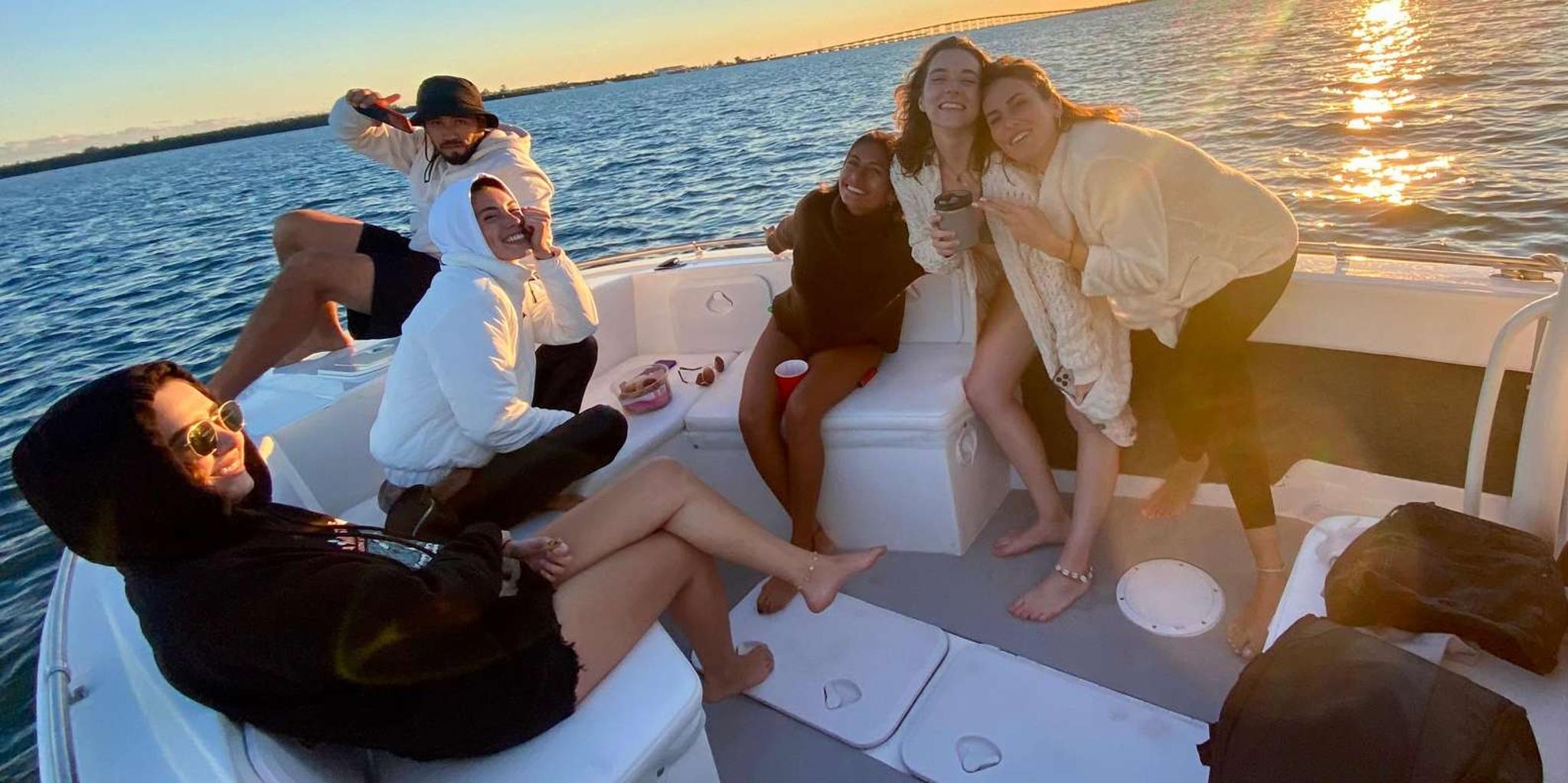 Miami Sunset Boat Tour with Champagne - Image 2