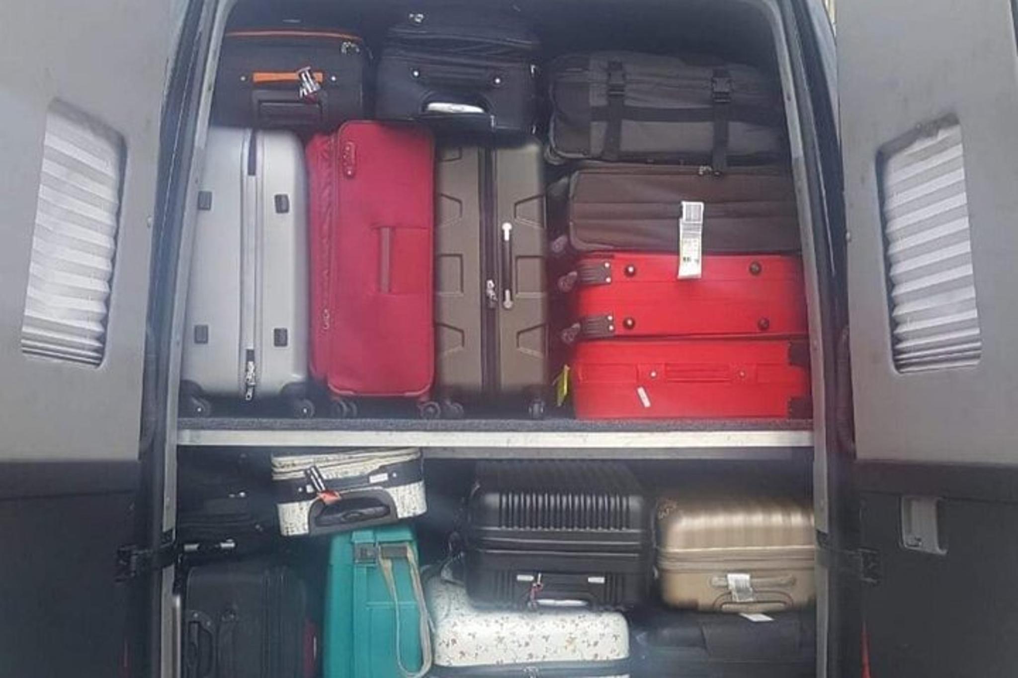 Seattle Airport Transfers to/from Canada - Image 4