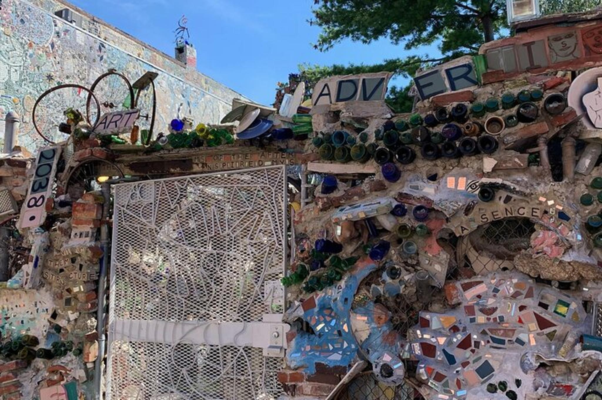 Philadelphia Italian Market Mural Mile Tour 2 hr - Image 3