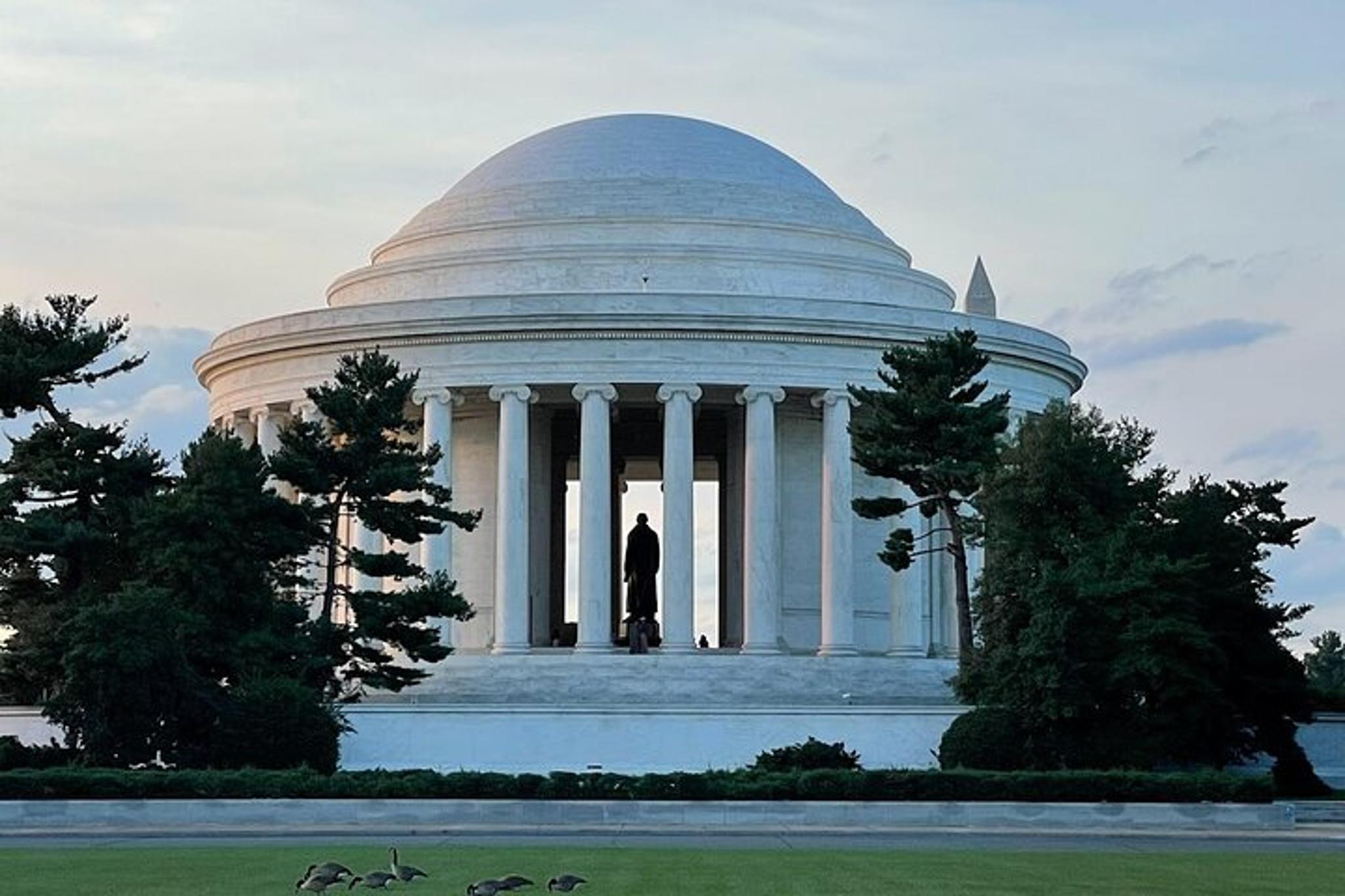Washington DC Scooter Tour of National Mall - Image 2