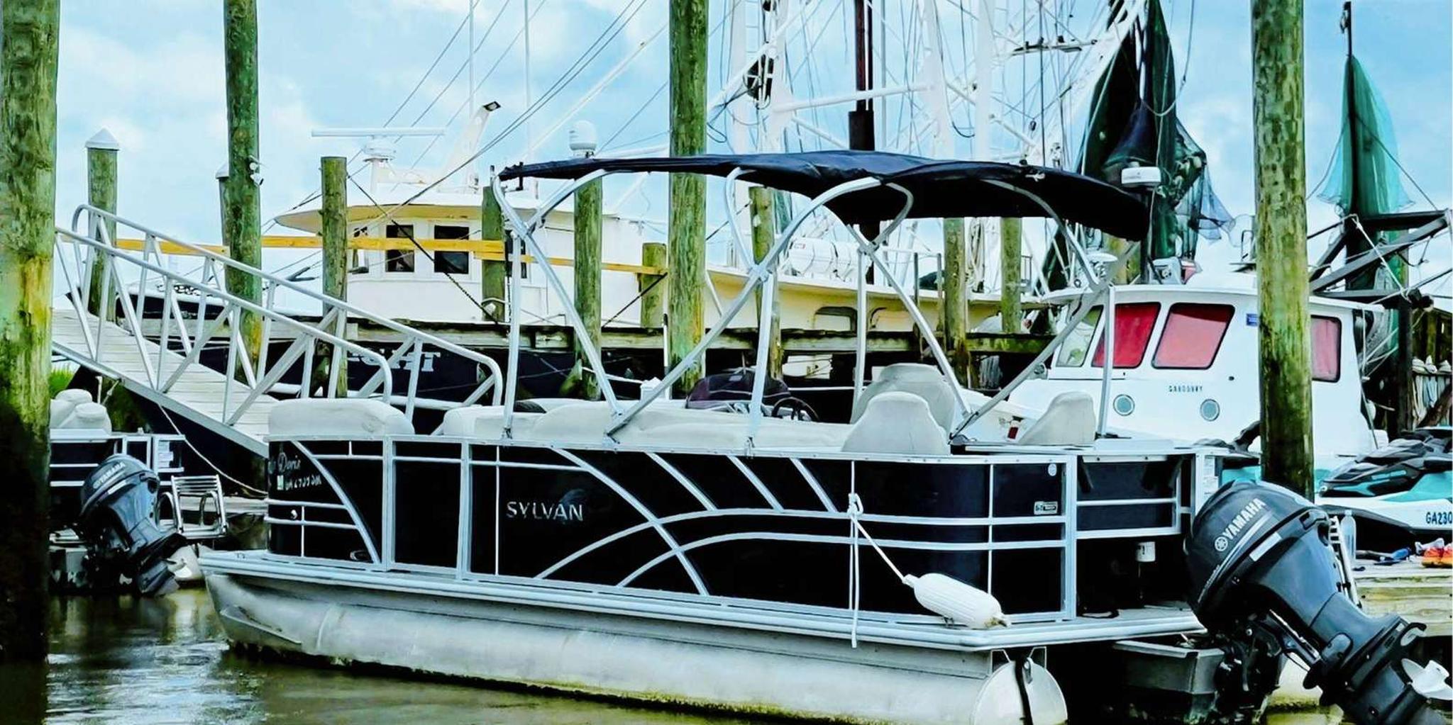 Tybee Island Pontoon Boat Rental - Image 5