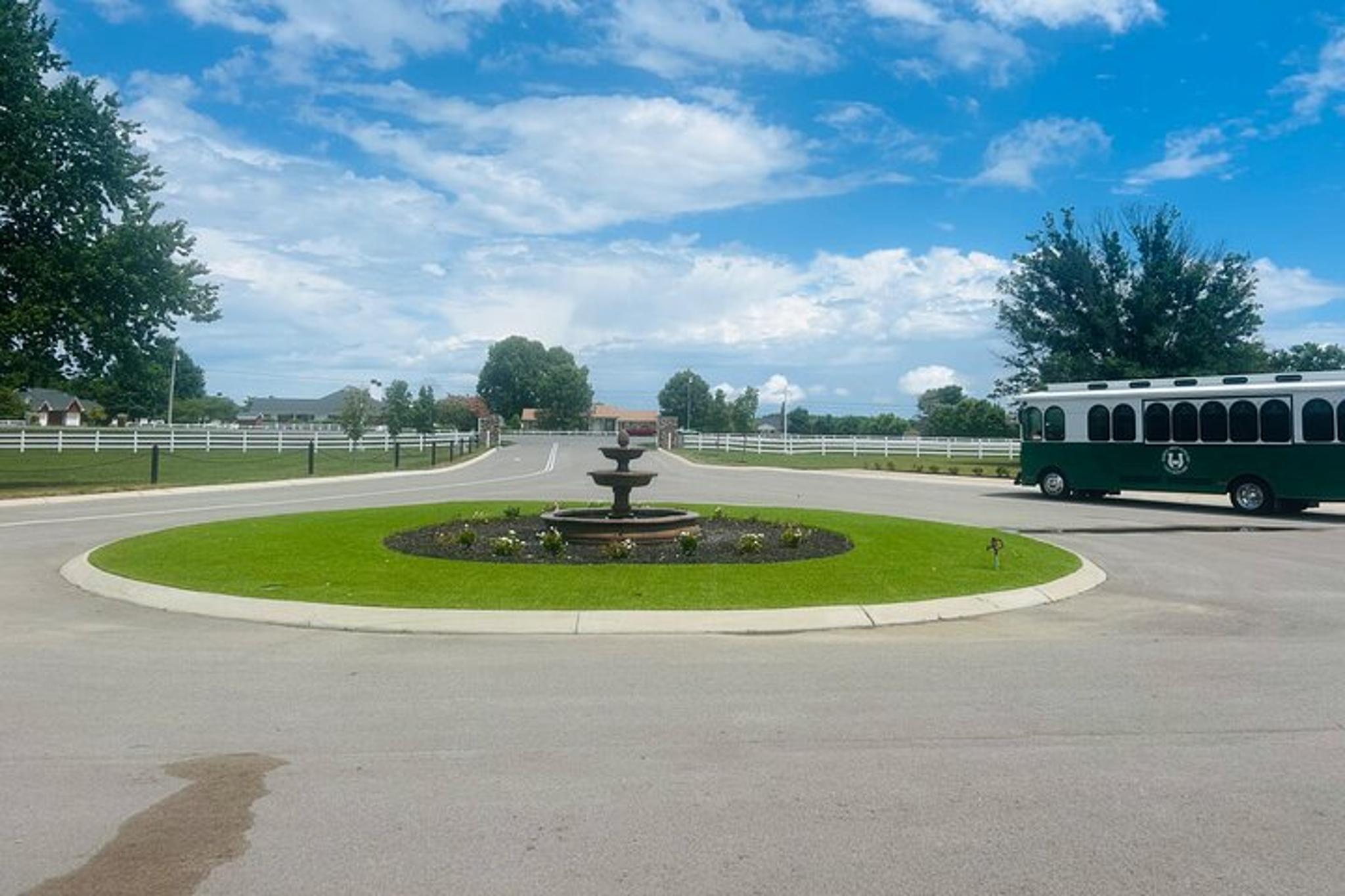 Nashville Private Whiskey and Wine Tour - Image 3