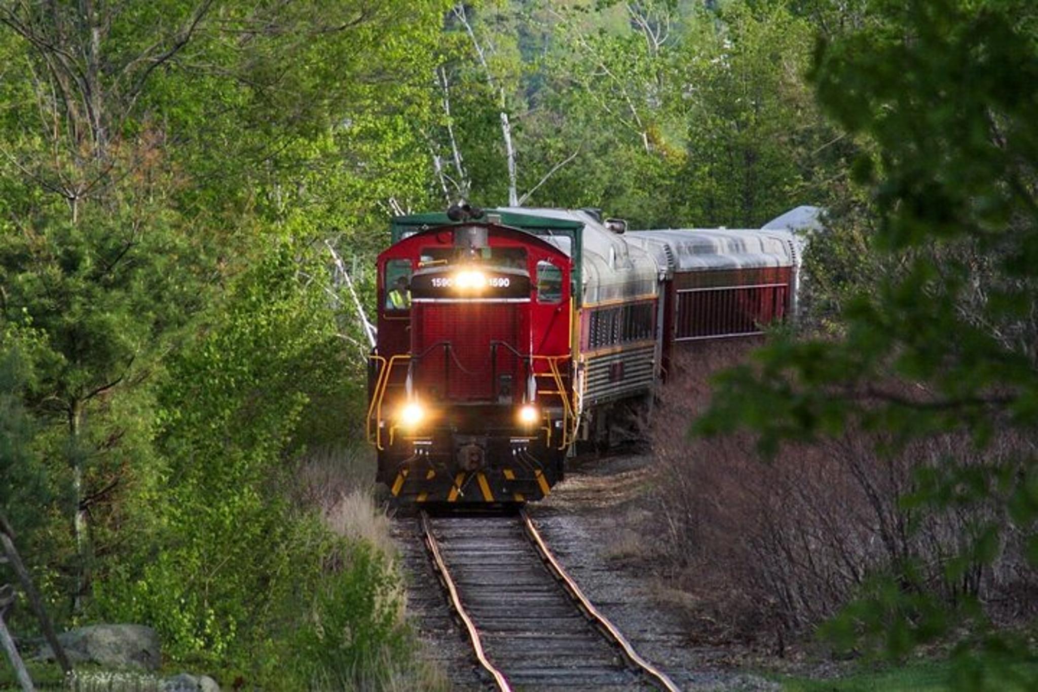 New Hampshire Scenic Railroad Tour - Image 3