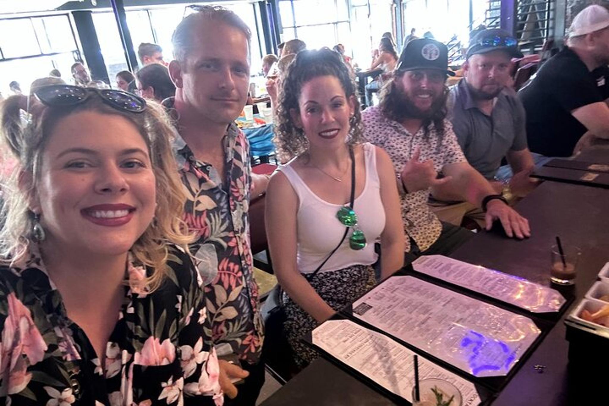 Tampa Dive Bar Tour by Golf Cart - Image 5