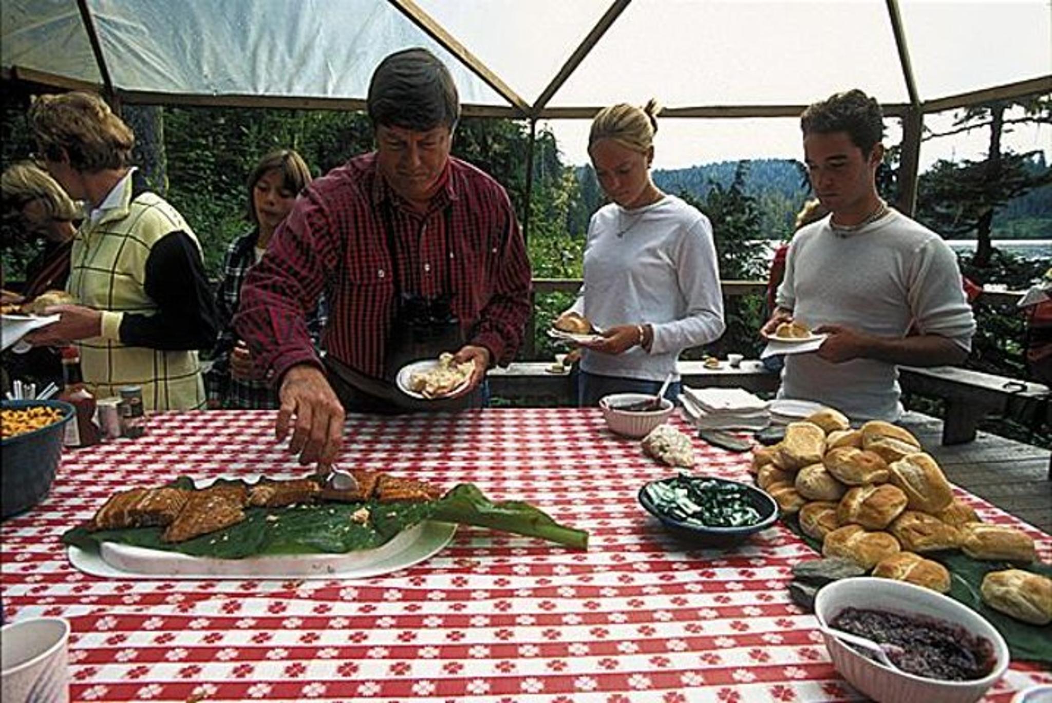 Ketchikan Rainforest Canoe and Nature Walk - Image 4