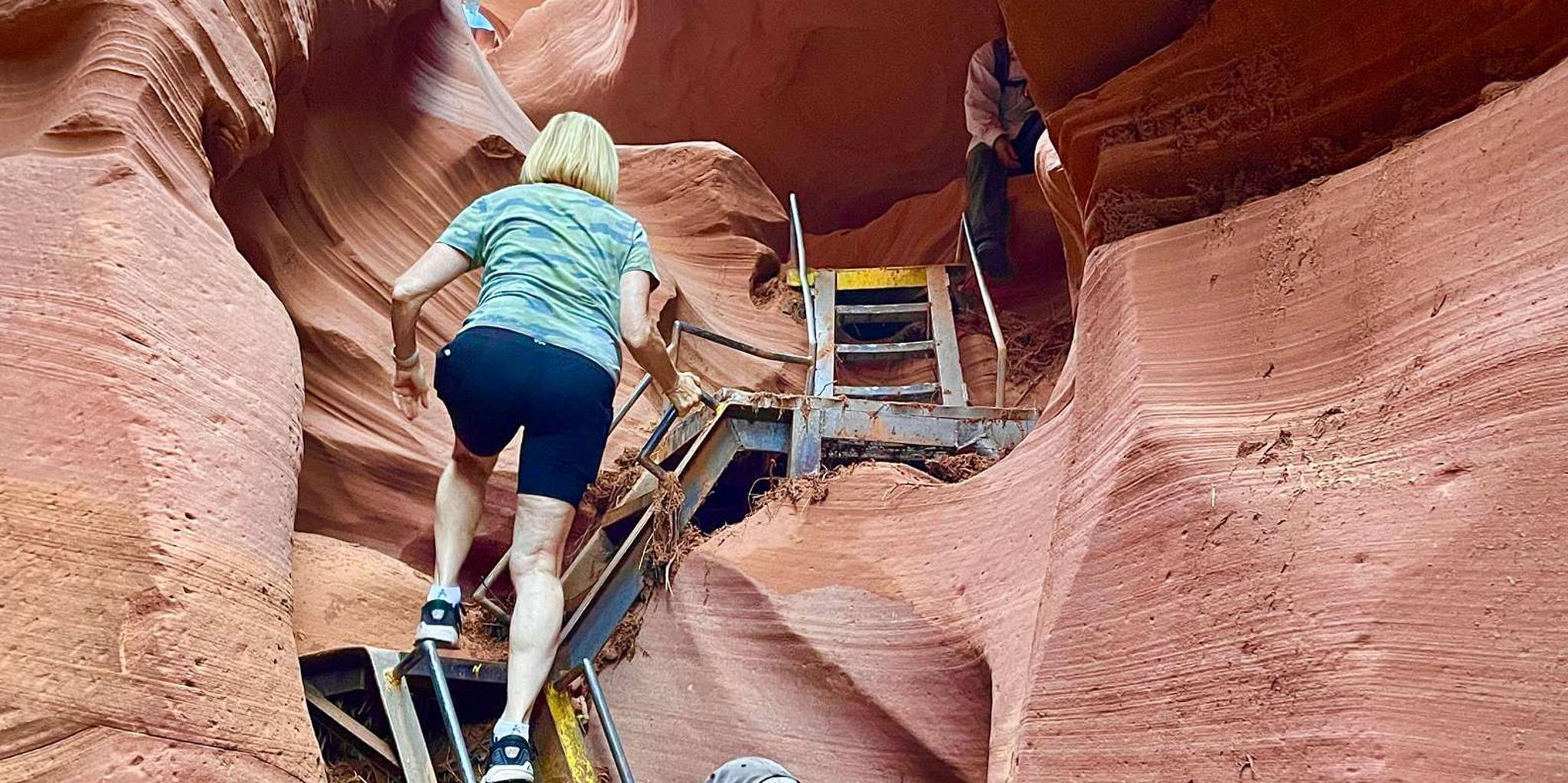 Phoenix Antelope Canyon and Horseshoe Bend Day Trip - Image 5