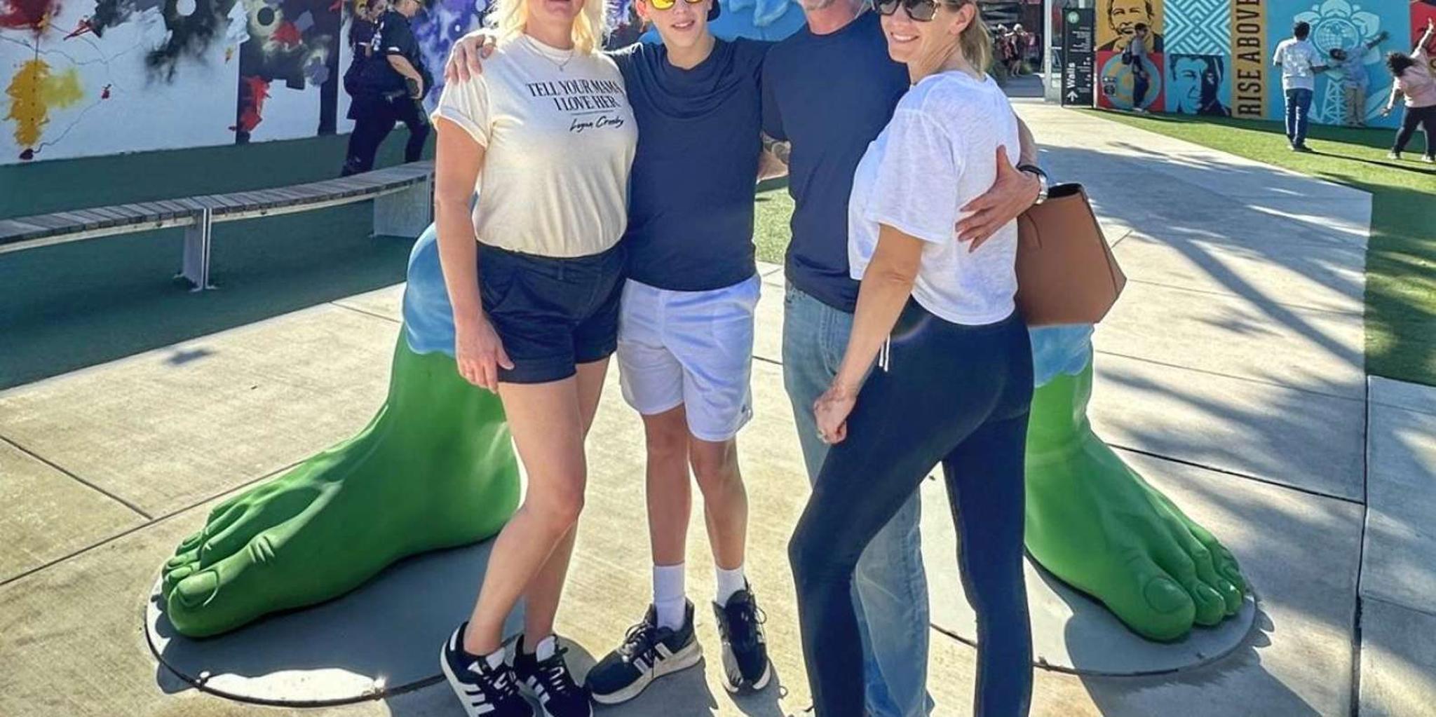 Miami Wynwood Walls Street Art and Food Tour - Image 6