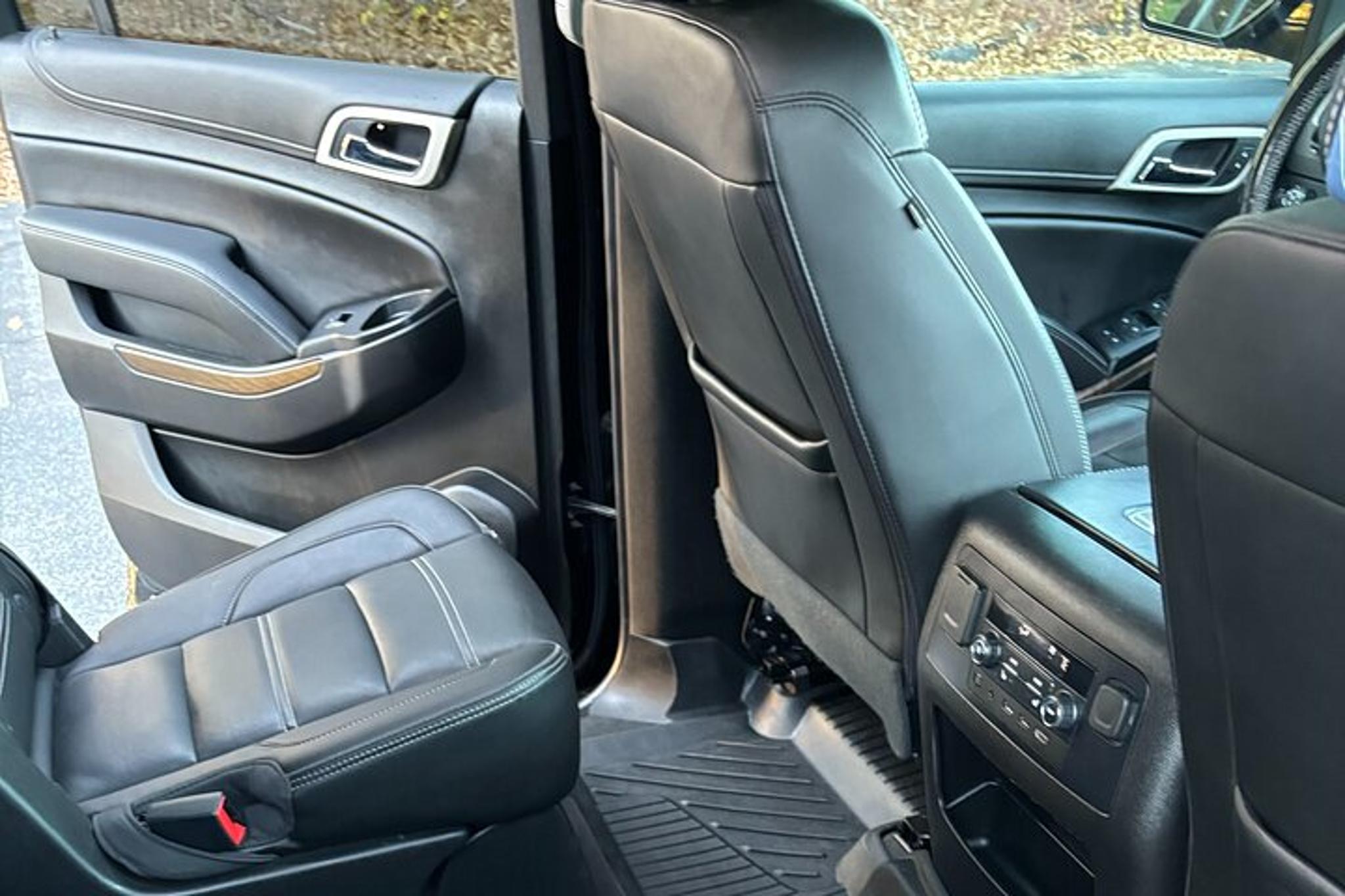Black Car Service - Image 3