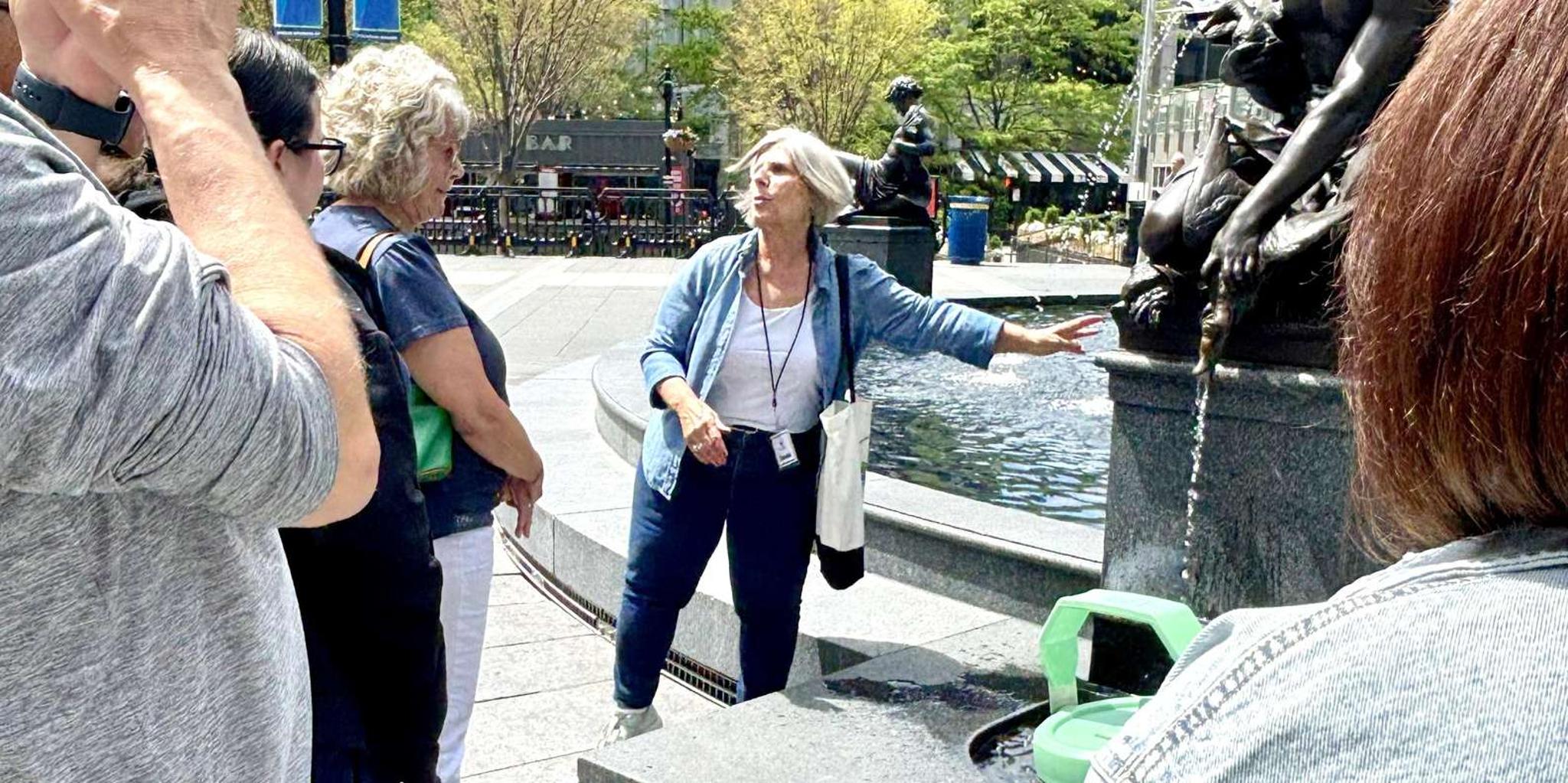 Cincinnati Streetcar Brunch and Food Tour - Image 3