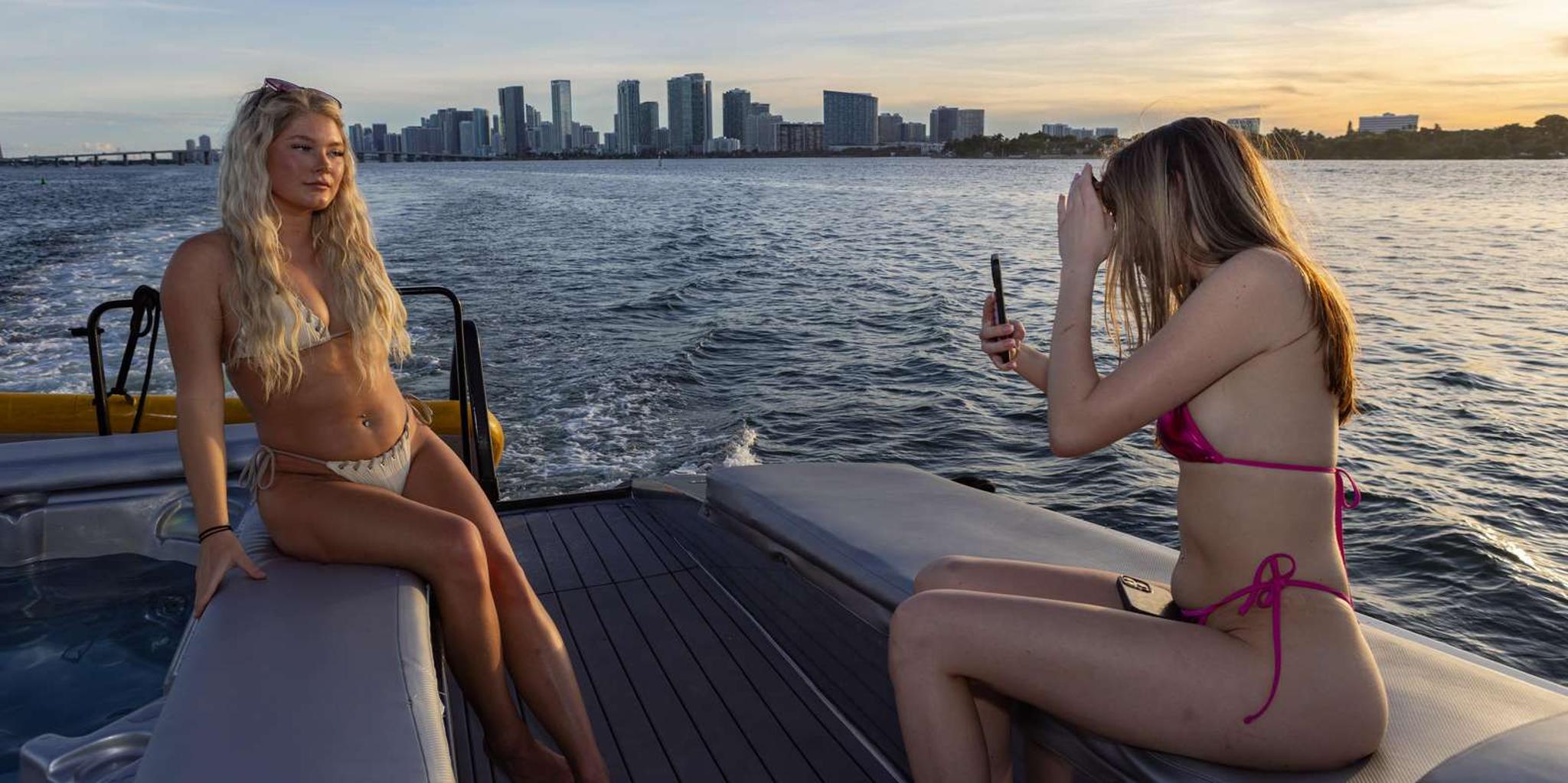 Miami Biscayne Bay Yacht Cruise with Water Toys - Image 2