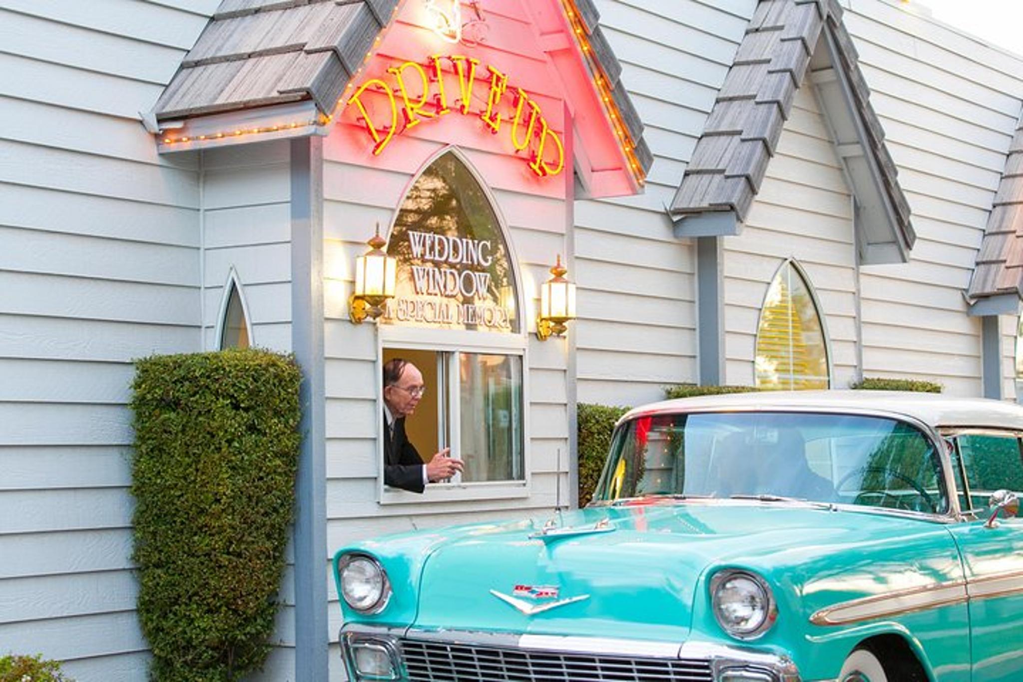 Las Vegas Drive-Up Wedding Ceremony - Image 2