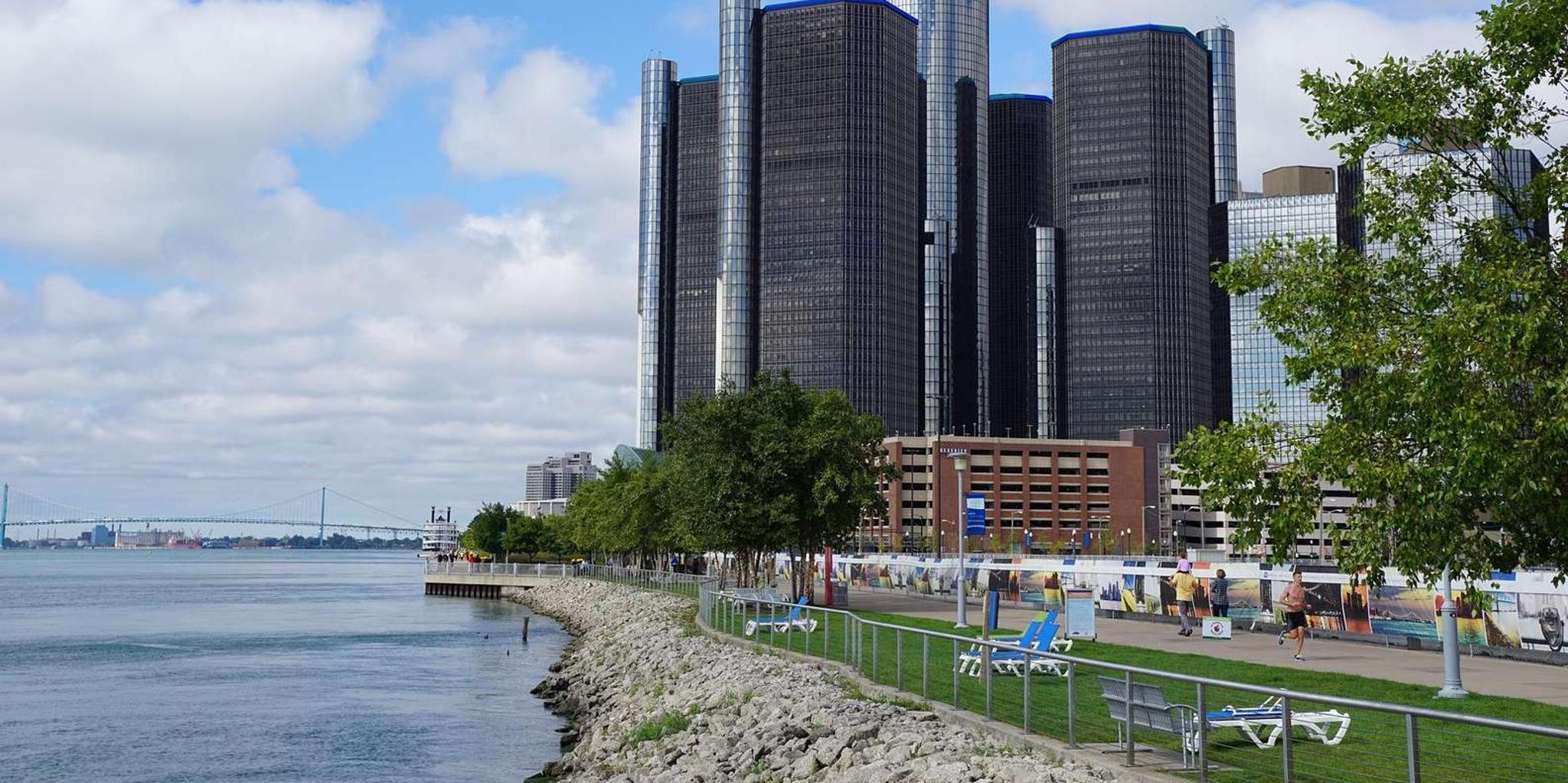 Detroit Private Sightseeing Tour with Chauffeur - Image 3