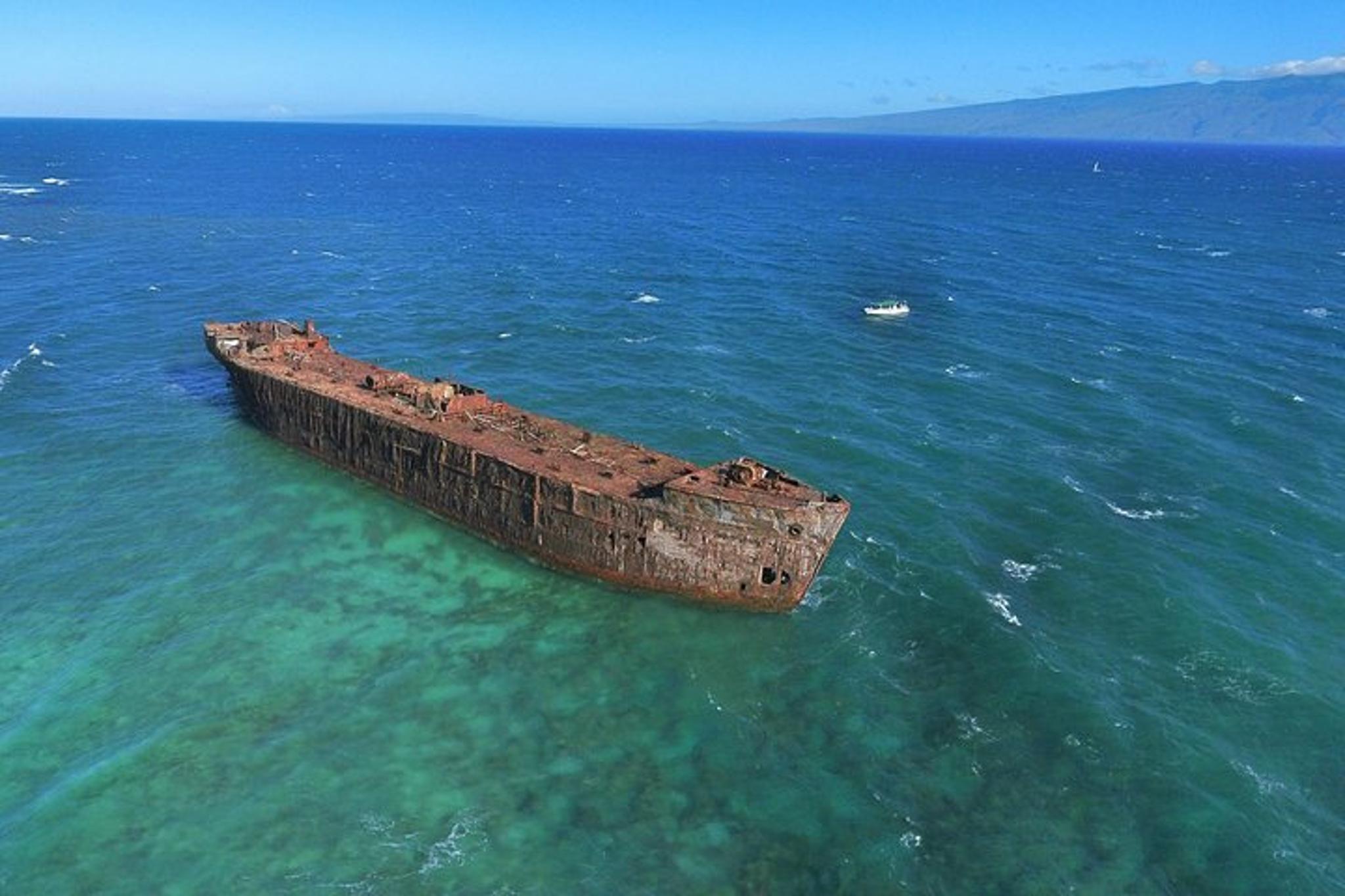 Lanai Snorkel Charter with 3 Stops 7 Hrs - Image 2