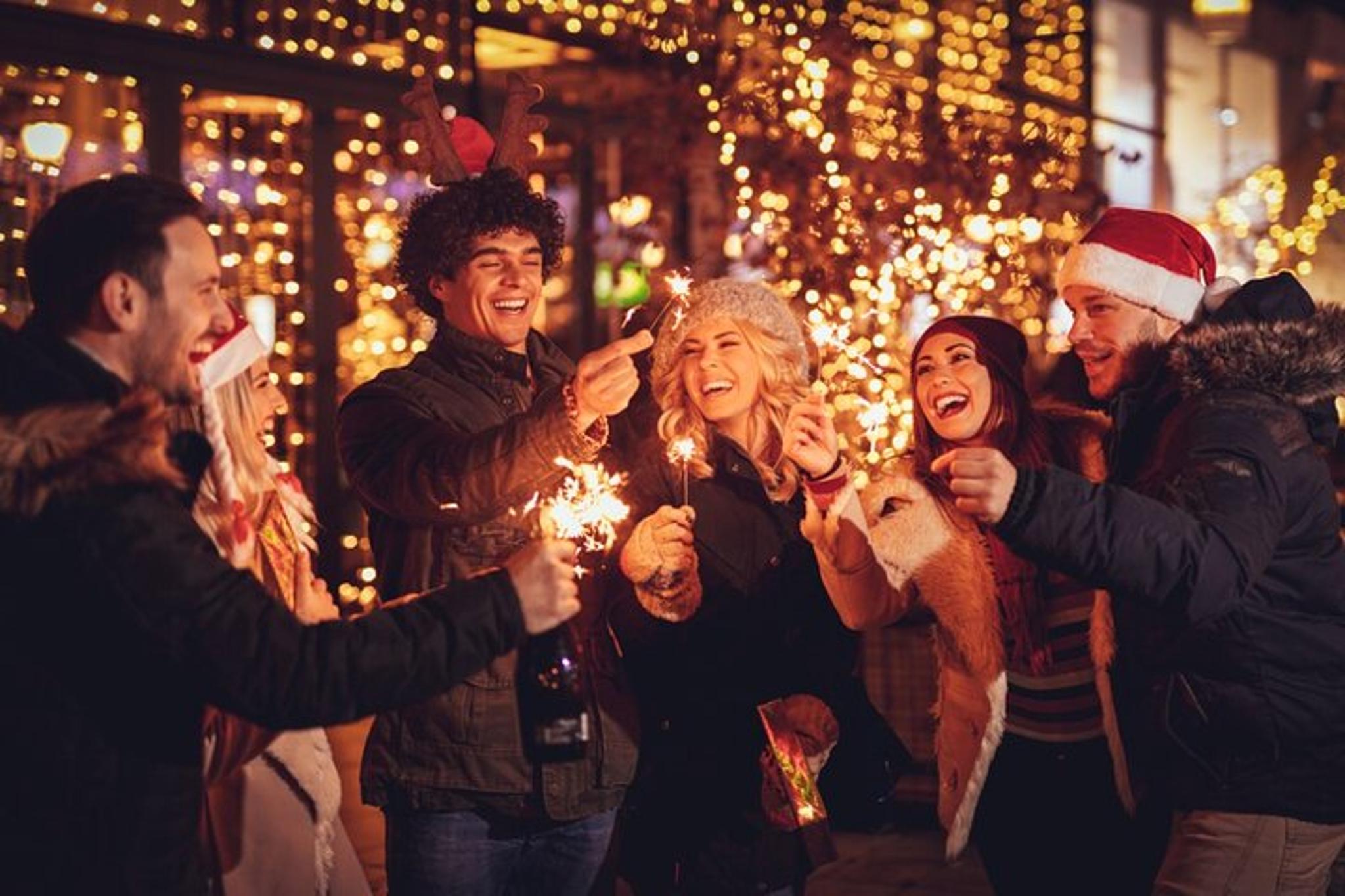 Minneapolis Christmas Walking Tour - Image 4