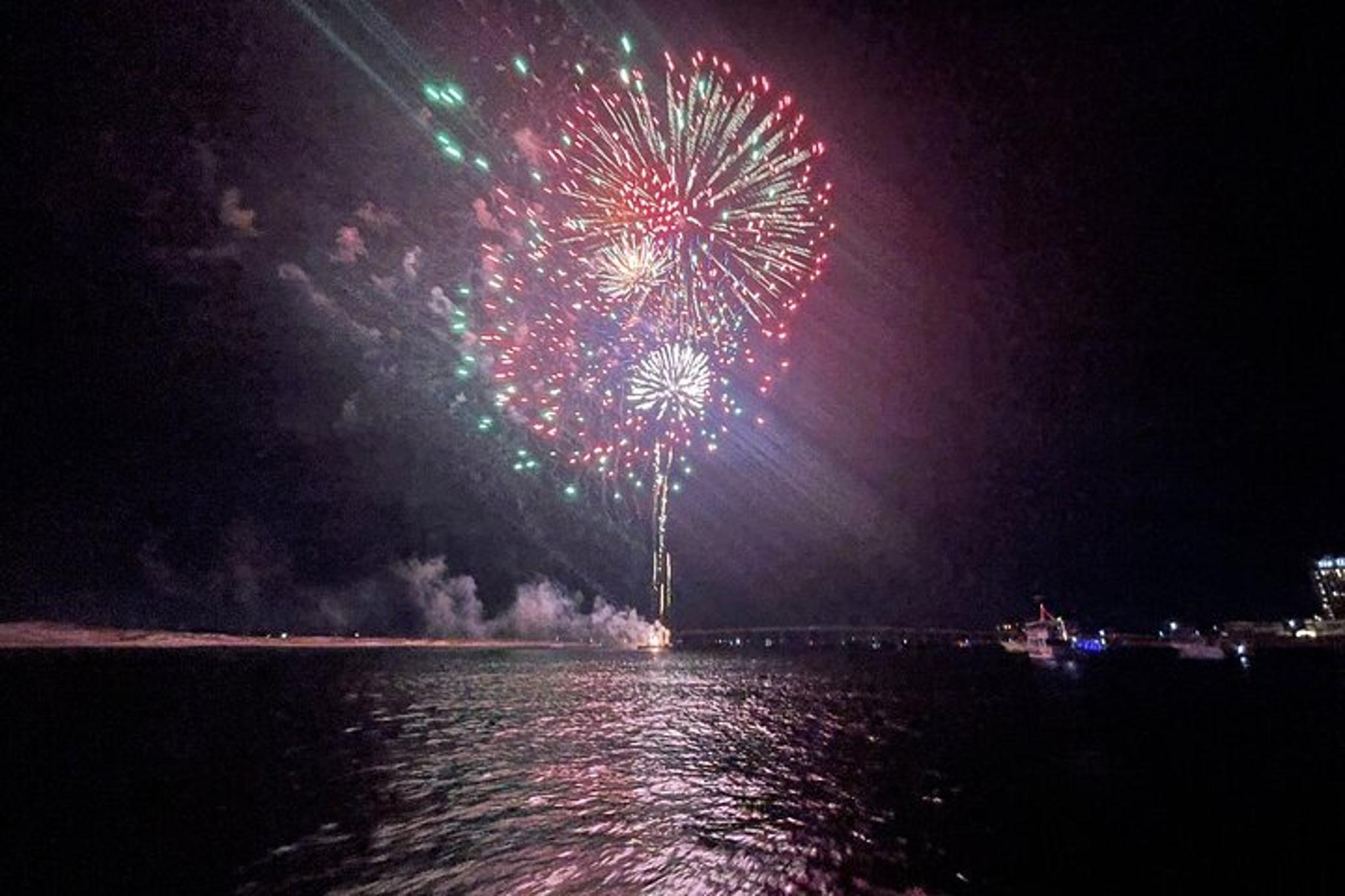 Destin Fireworks Cruise - Image 3