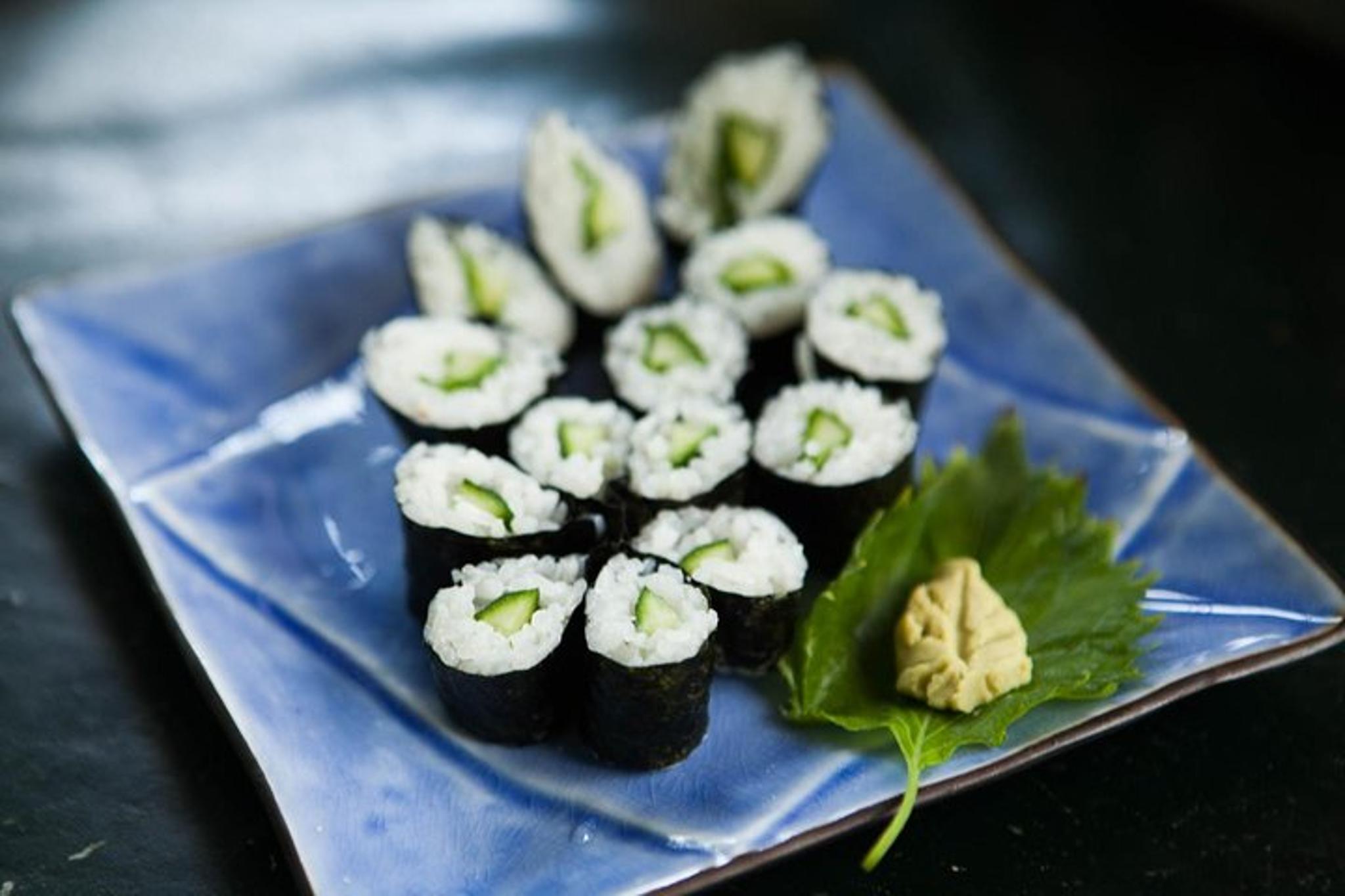 Seattle Sushi Making Class - Image 1