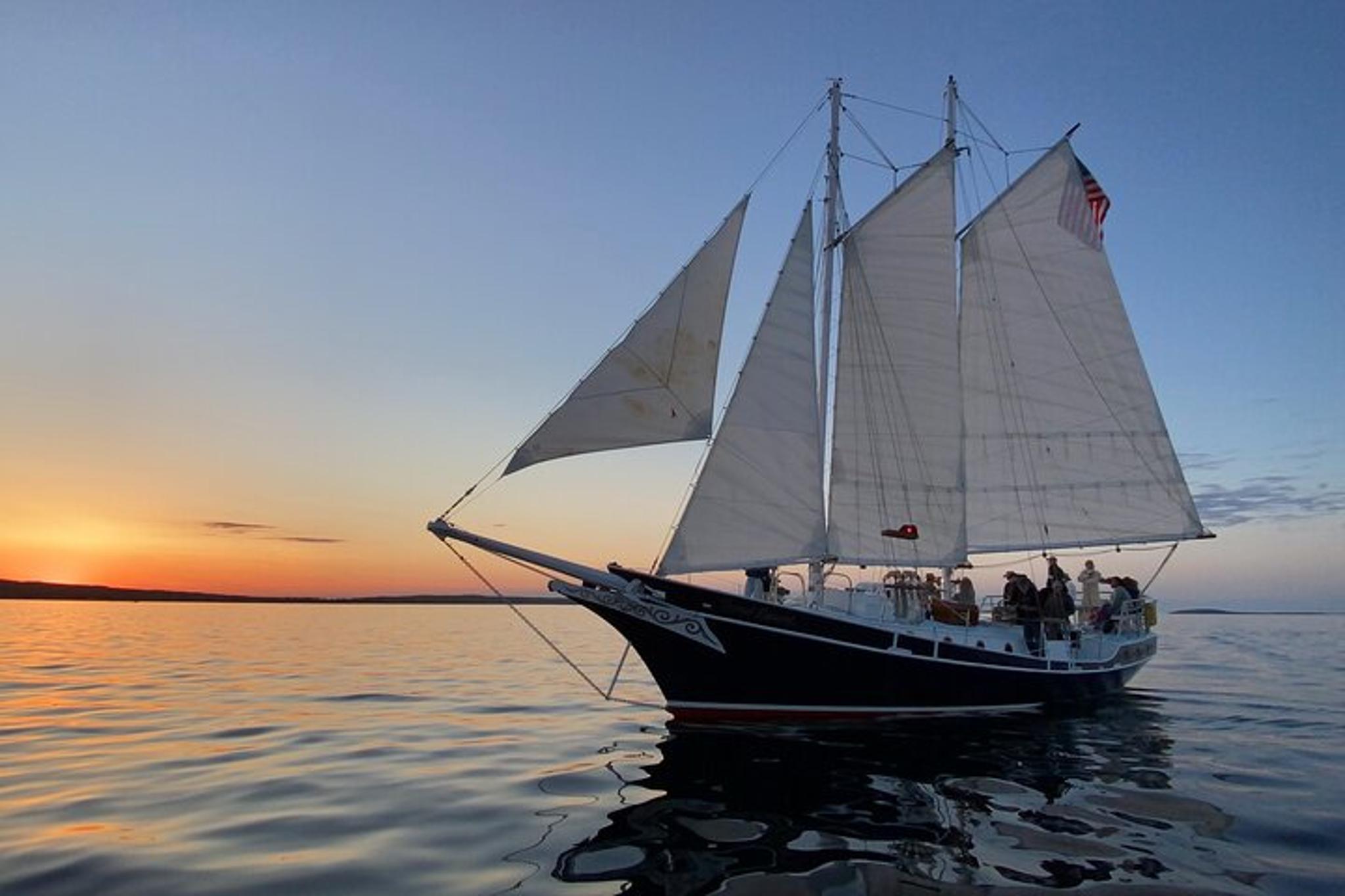 Traverse City Sunset Sail with Food and Wine - Image 3