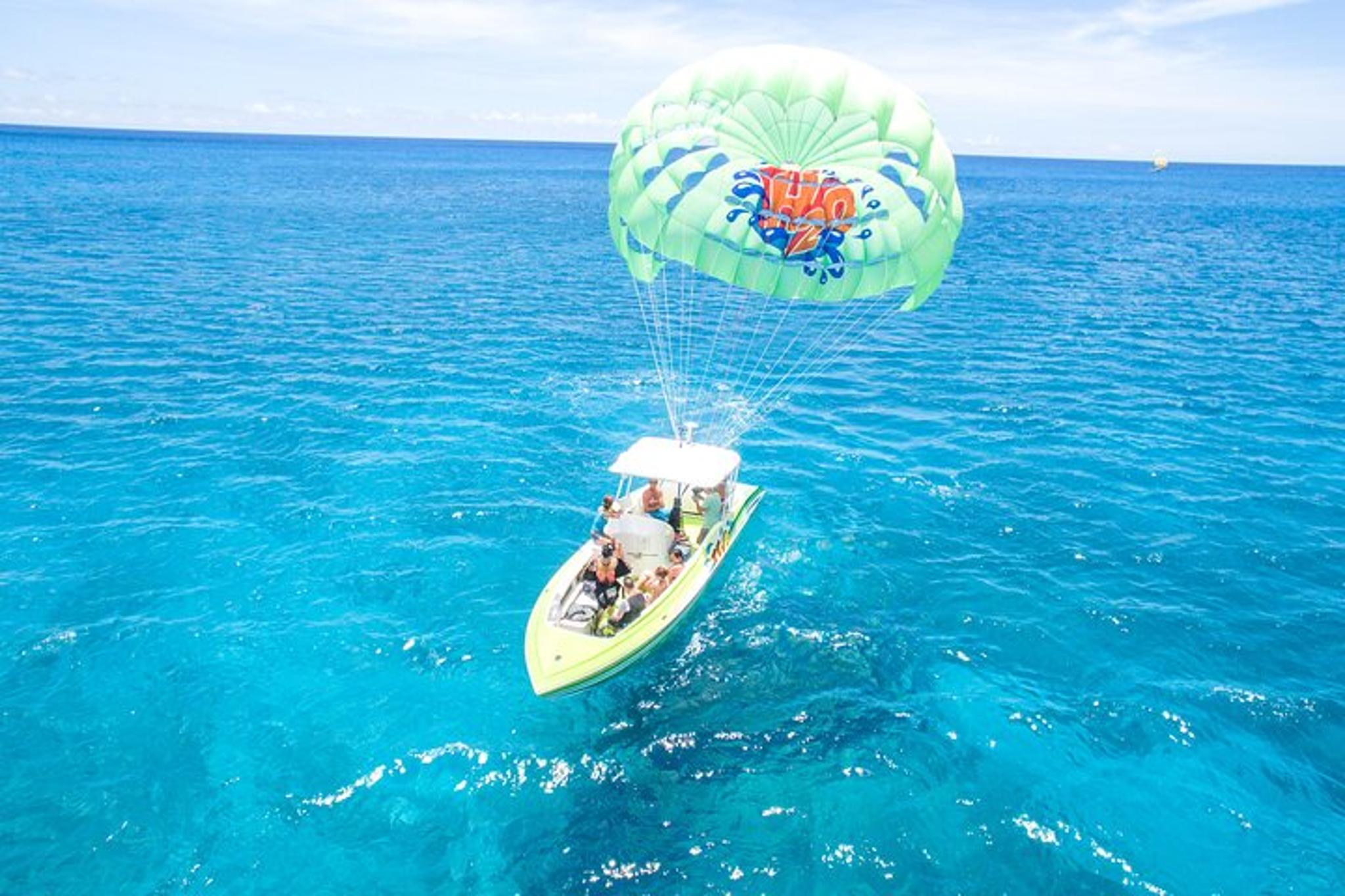 Oahu Parasailing Adventure in Maunalua Bay - Image 6